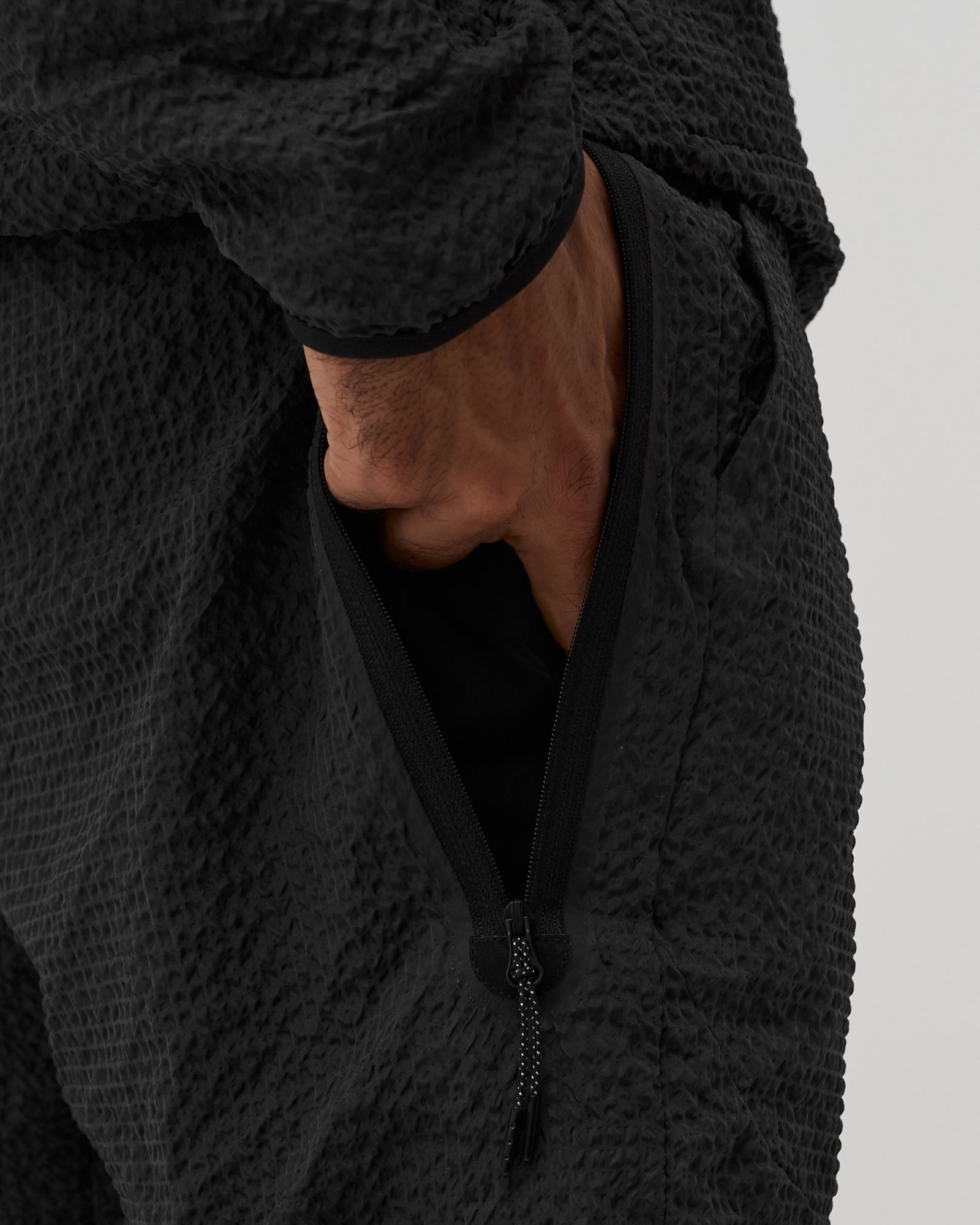 Tech Essentials Woven Joggers