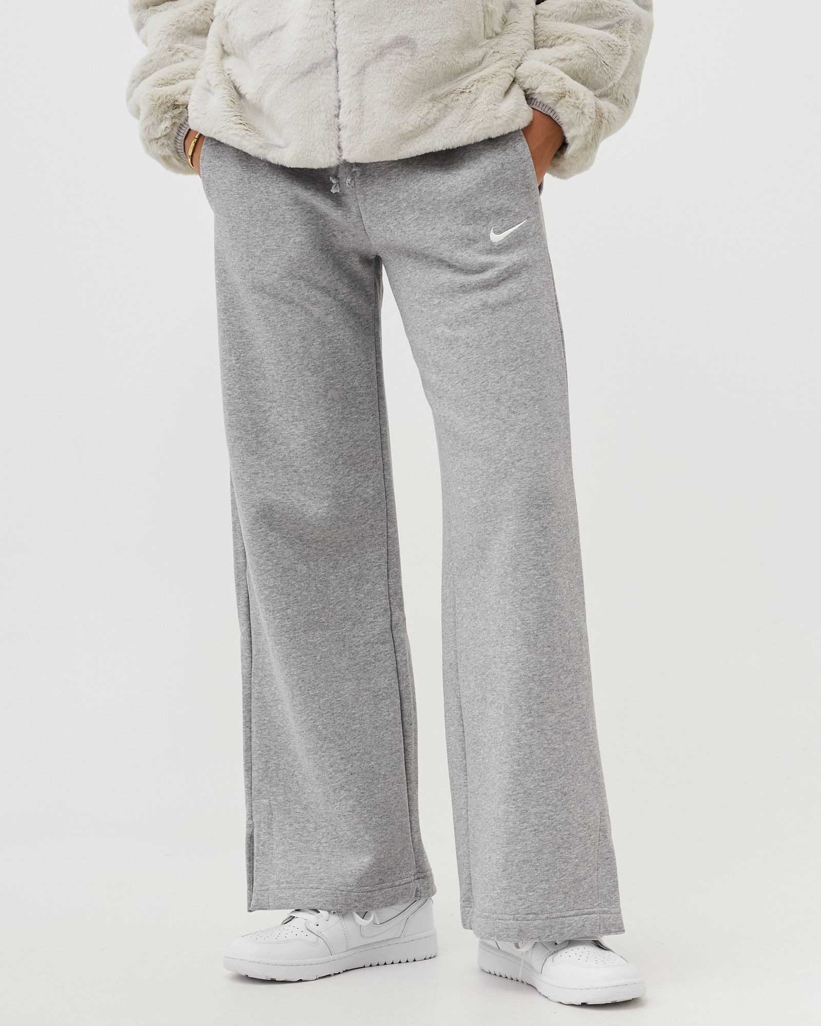 WMNS Phoenix Fleece High-Waisted Wide-Leg Sweatpants