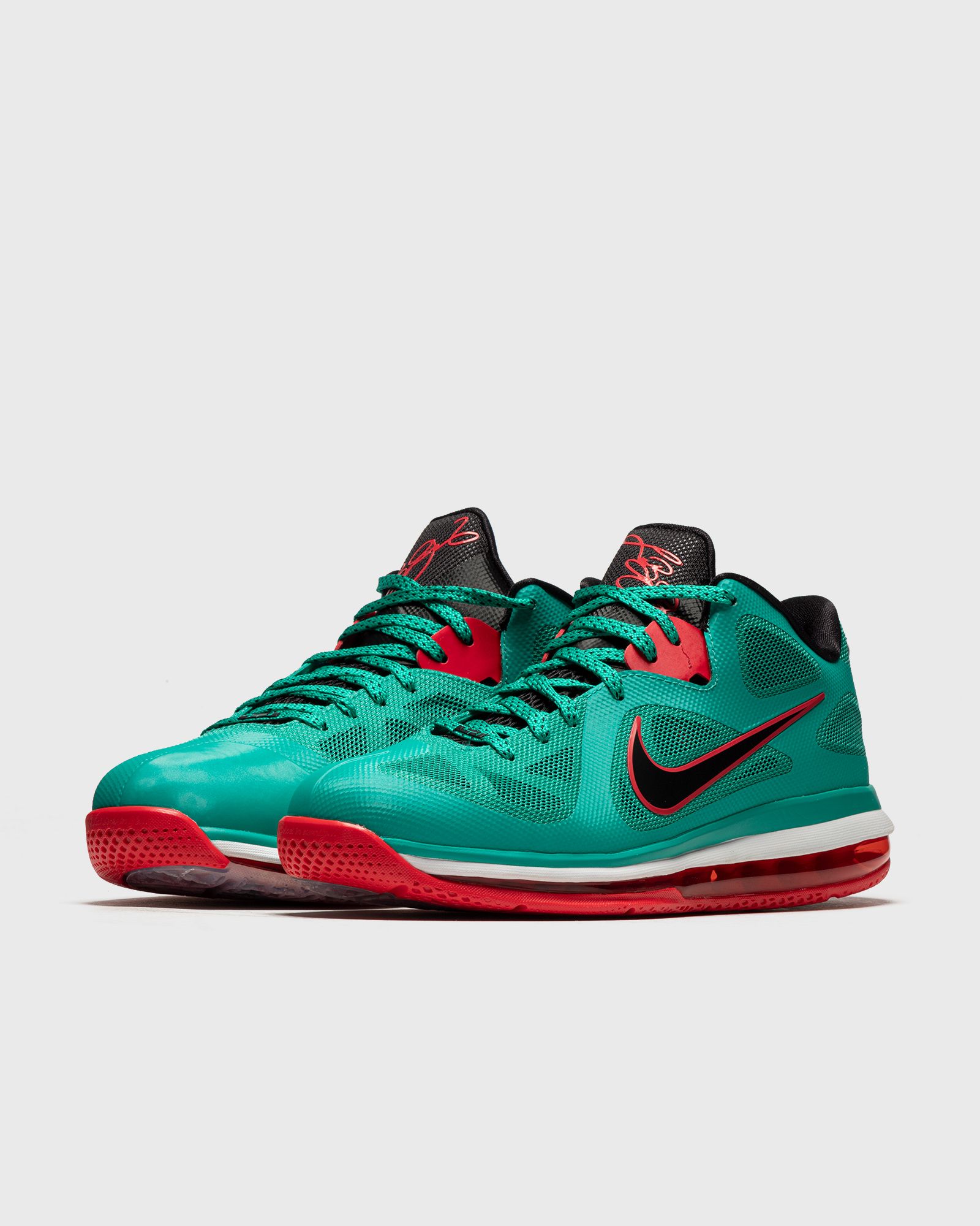 LEBRON IX LOW