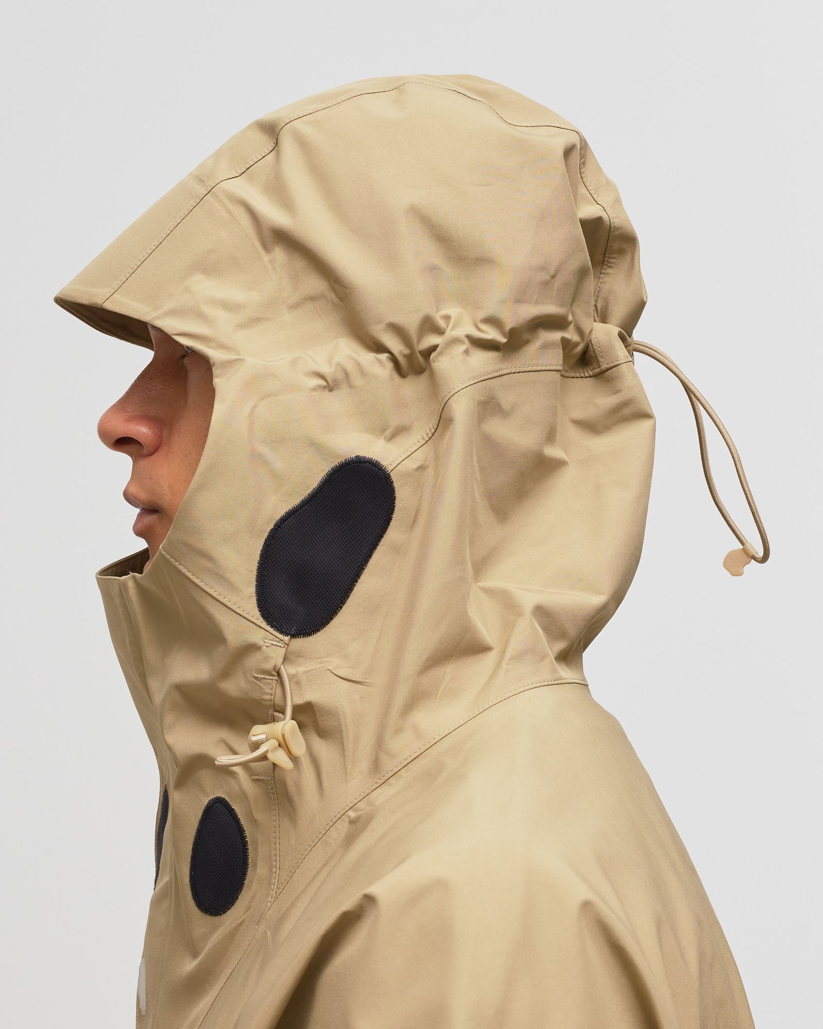 OFF-WHITE NRG JACKET 2