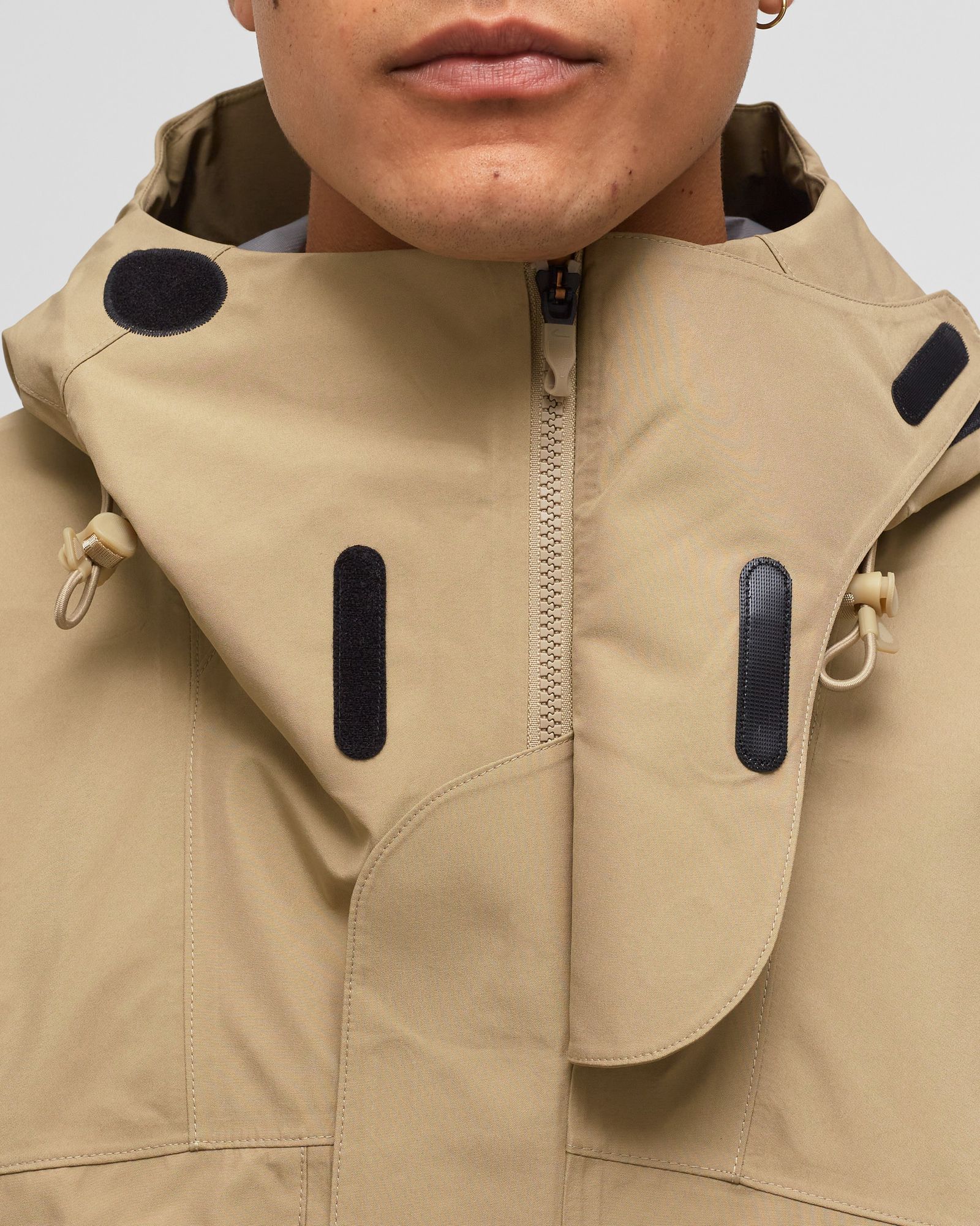 OFF-WHITE NRG JACKET 2