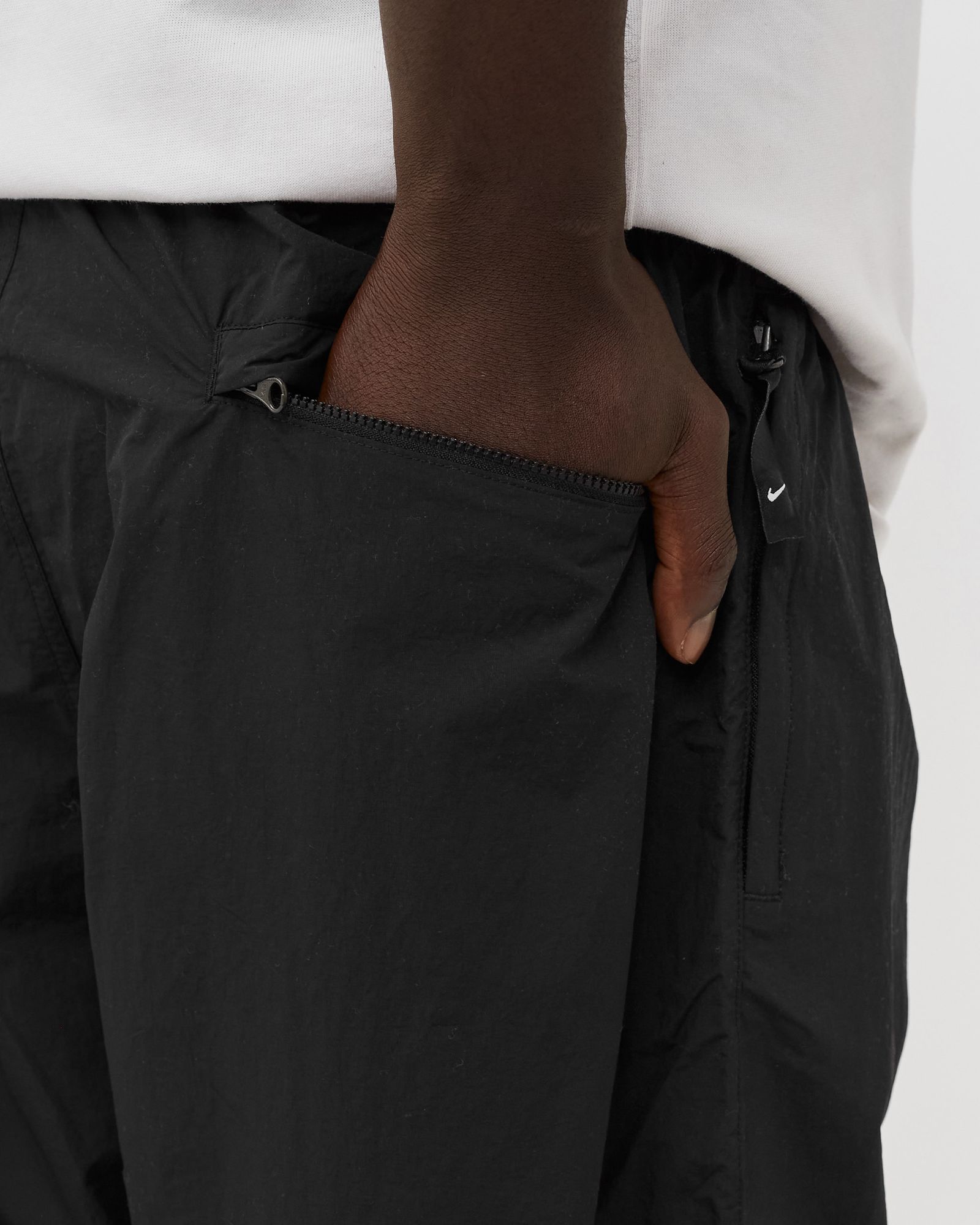 Solo Swoosh Track Pants