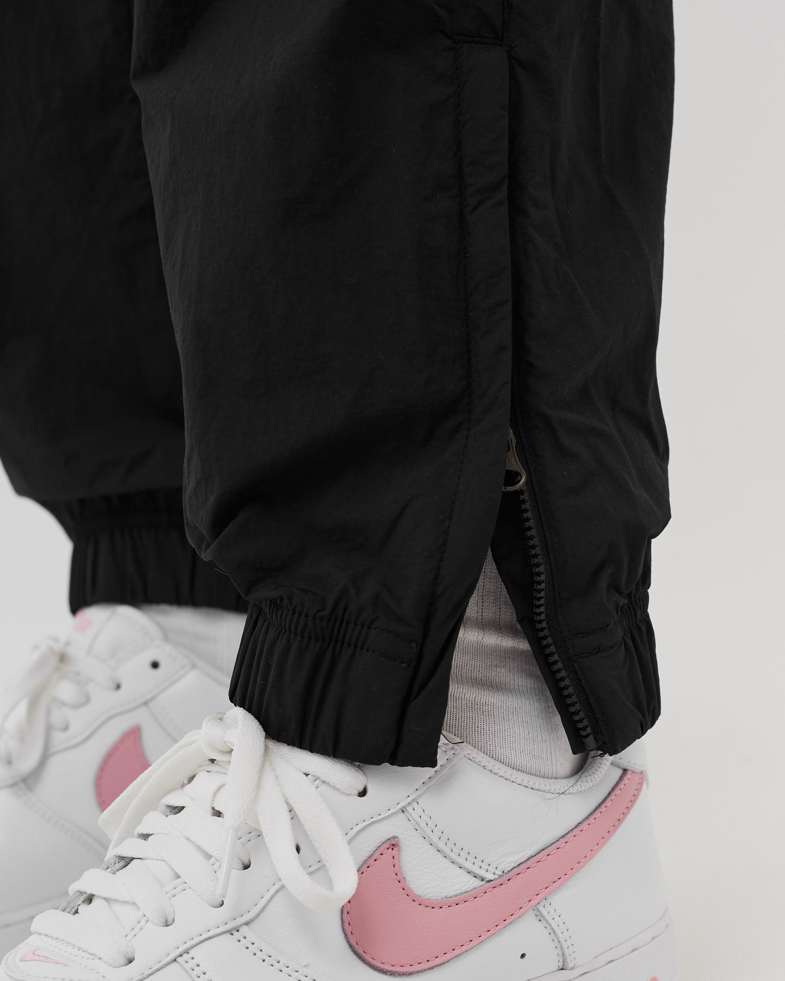 Solo Swoosh Track Pants