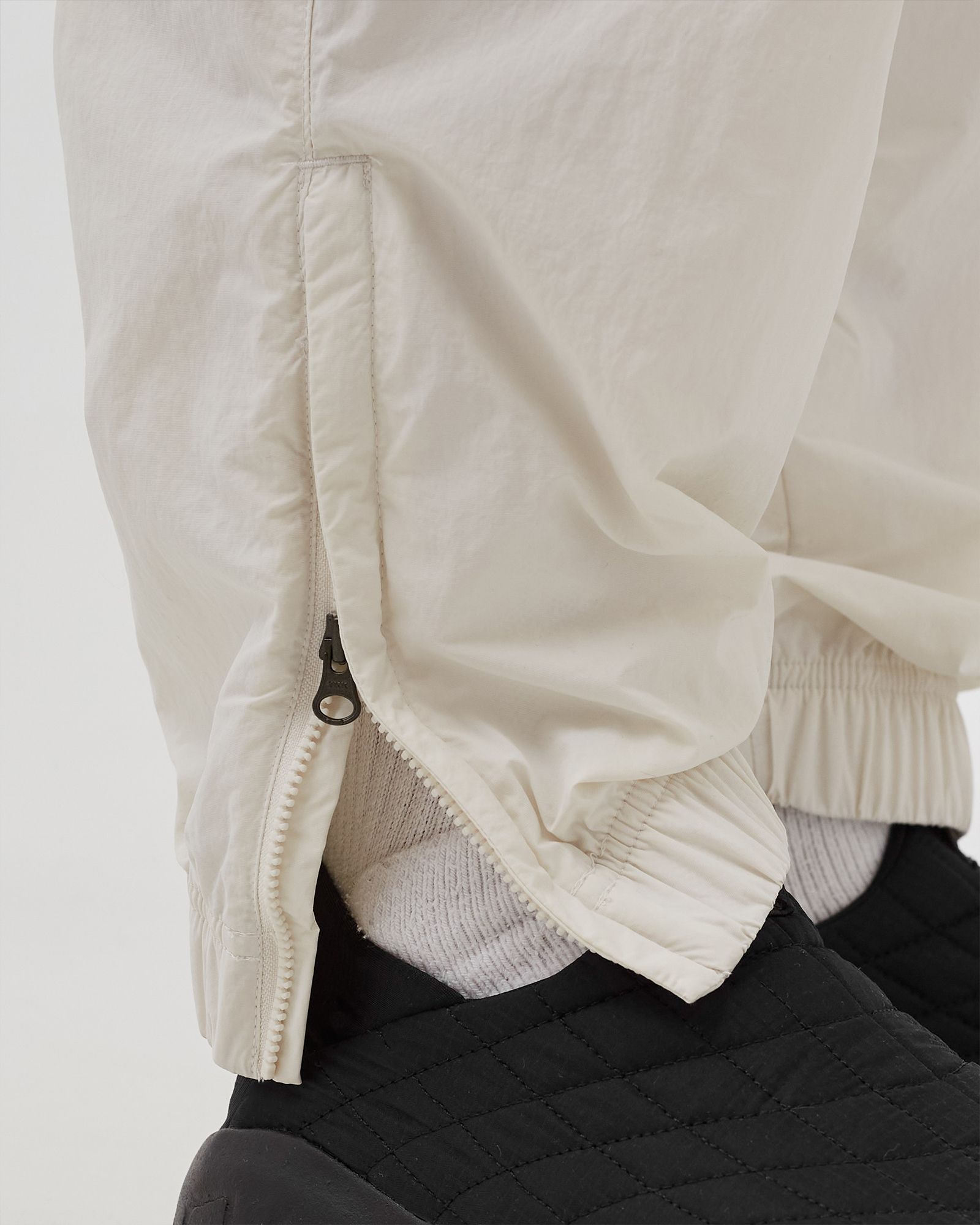 Solo Swoosh Track Pants