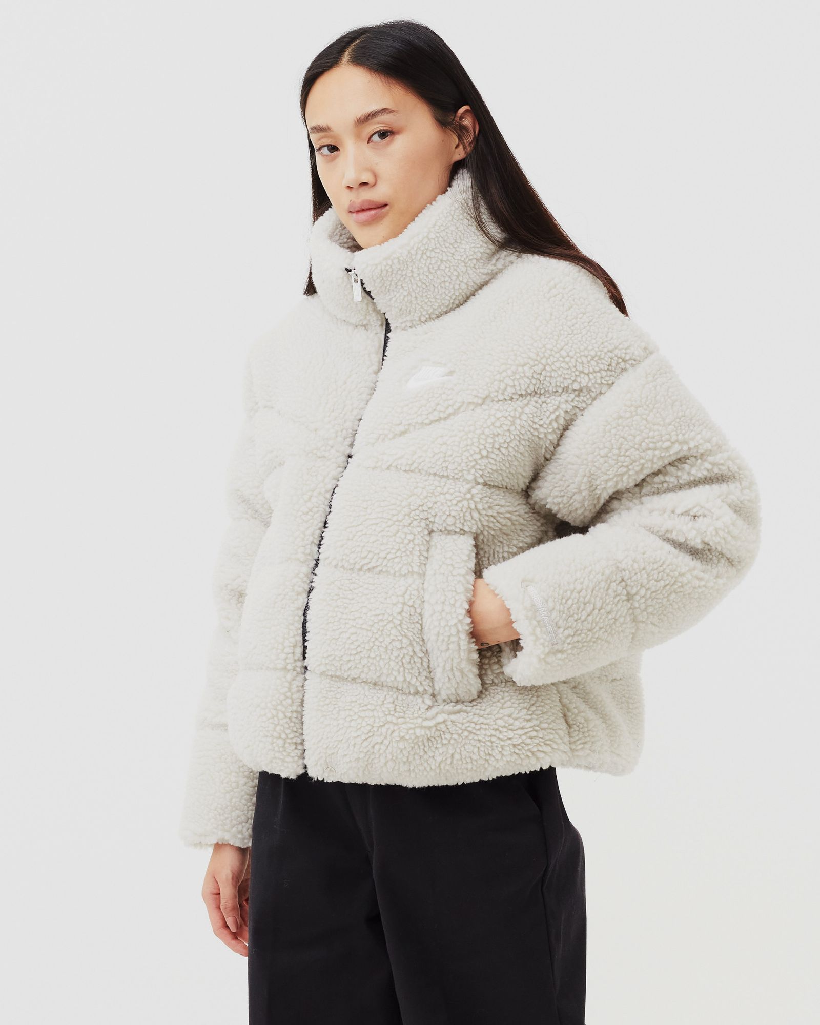 WMNS Therma-FIT City Series Synthetic Fill High-Pile Fleece Jacket