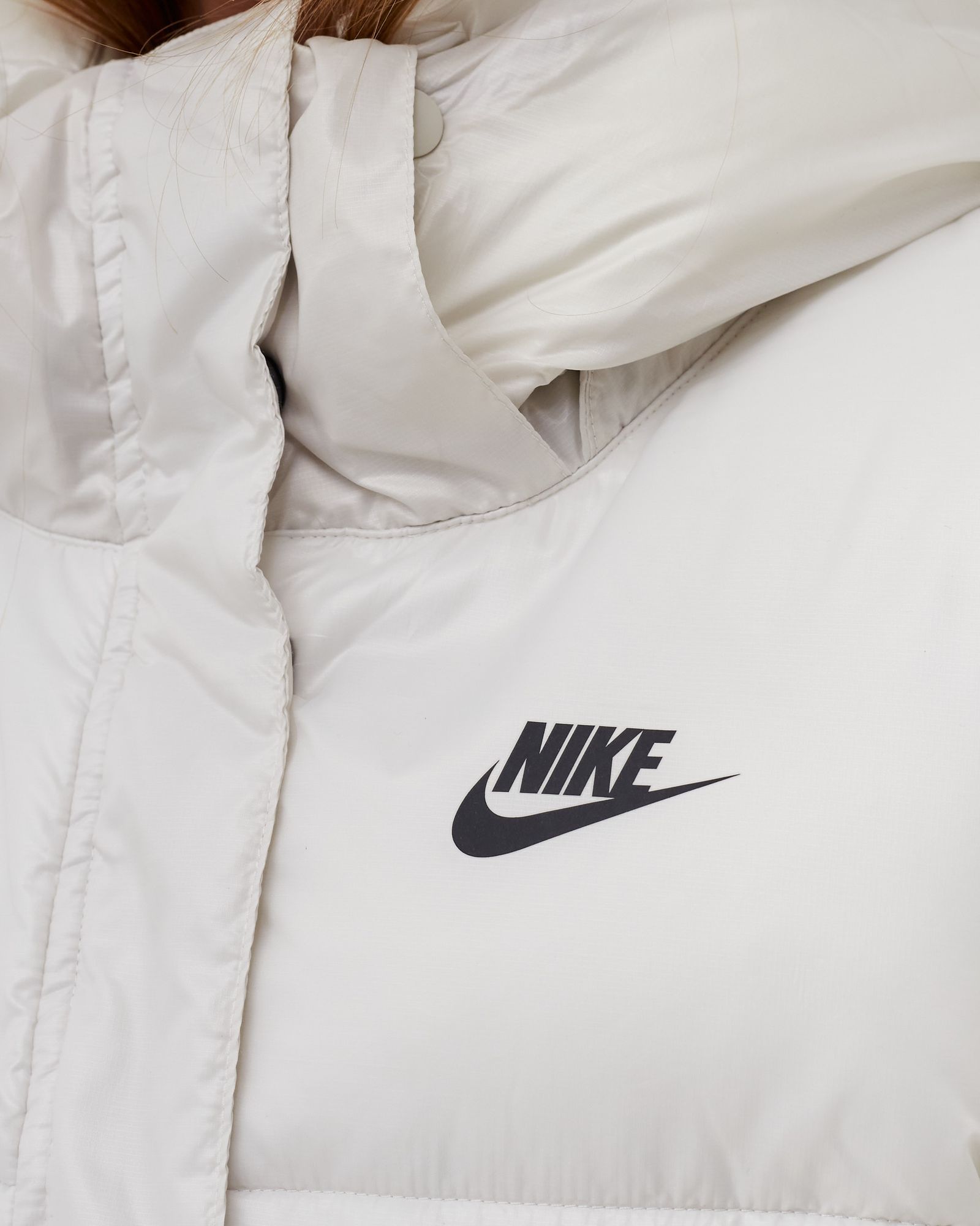 WMNS Therma-FIT City Series Synthetic-Fill Hooded Jacket