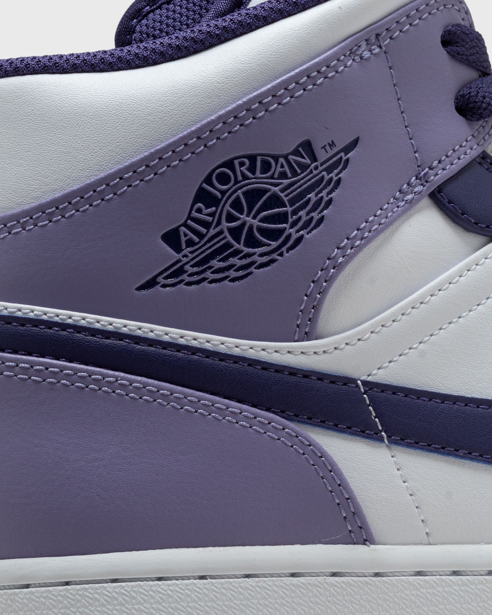AIR JORDAN 1 MID 'Sky J Purple'