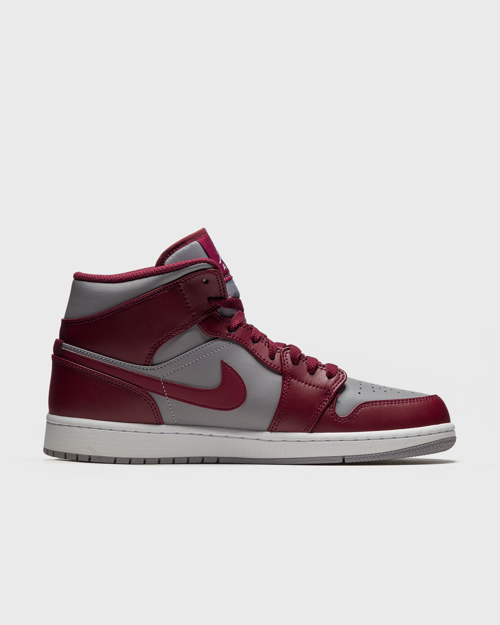 Air Jordan 1 Mid 'Cherrywood Red'