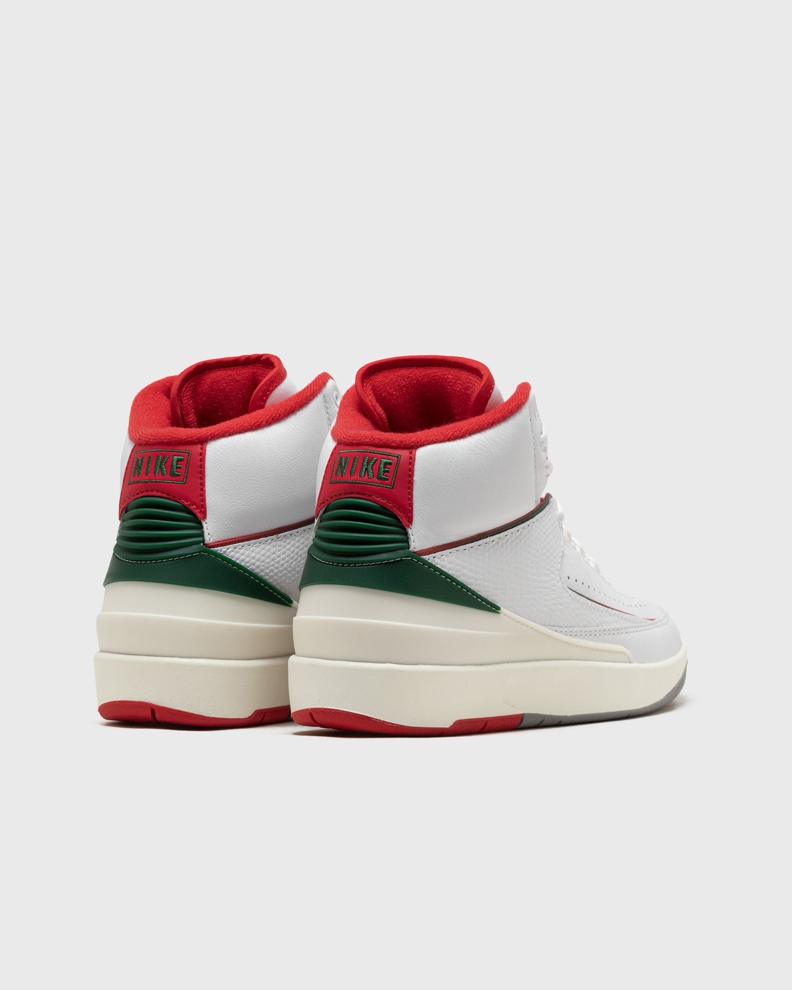 Air Jordan 2 Retro Big Kids' Shoes