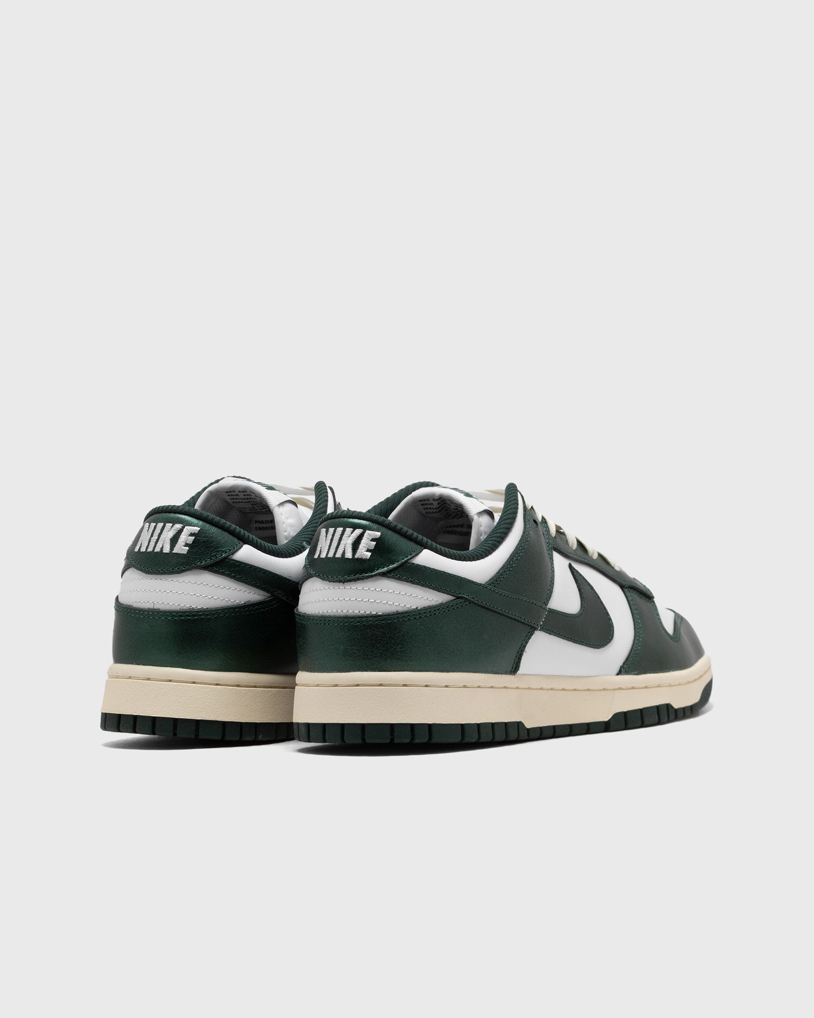 WMNS NIKE DUNK LOW
