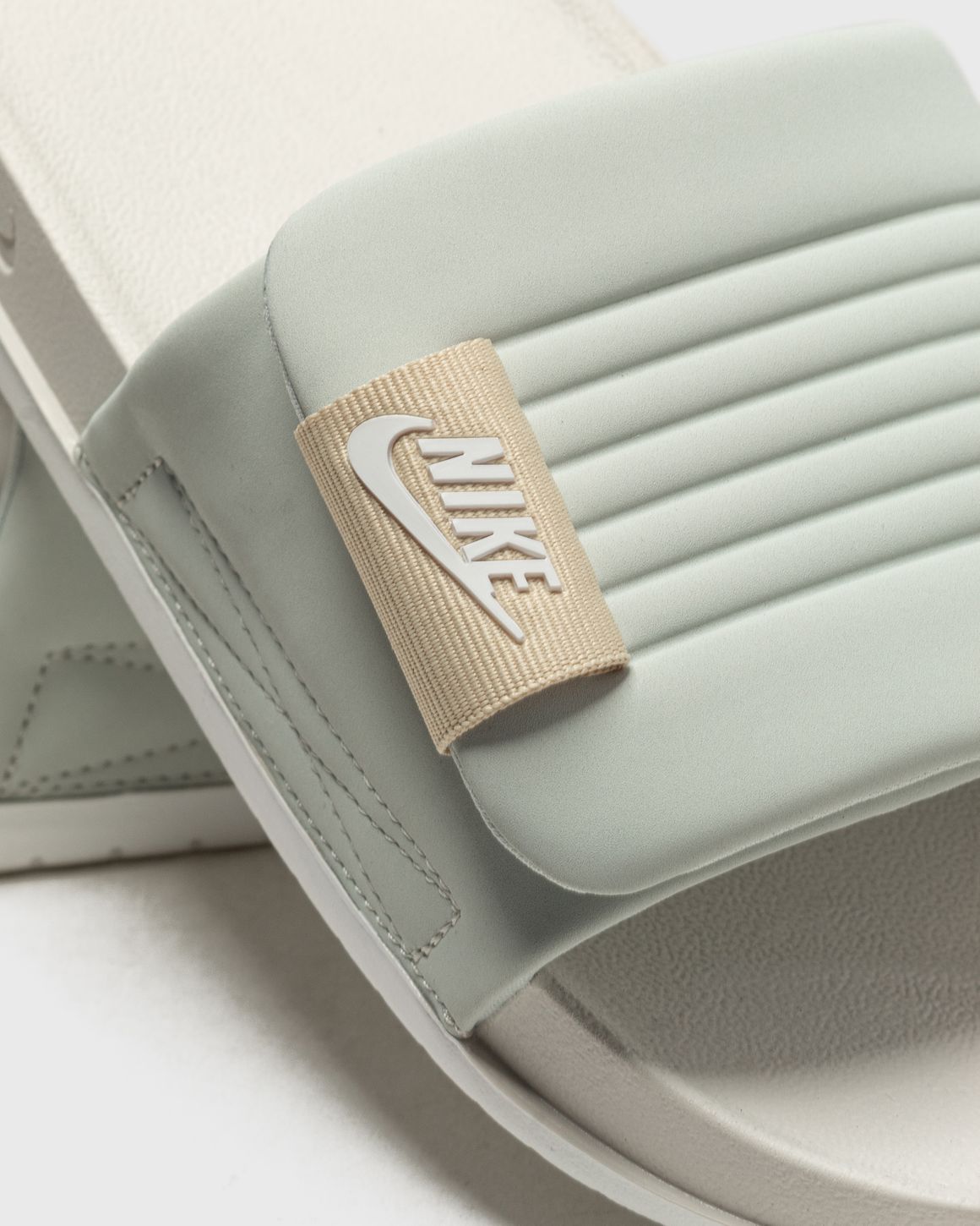 ★Nike★ Offcoat Adjust Slide M Cool Gray Bolt DQ9624006 DQ9 Nike Nike Offcourt Adjust Men's Slides | REVERSIBLE