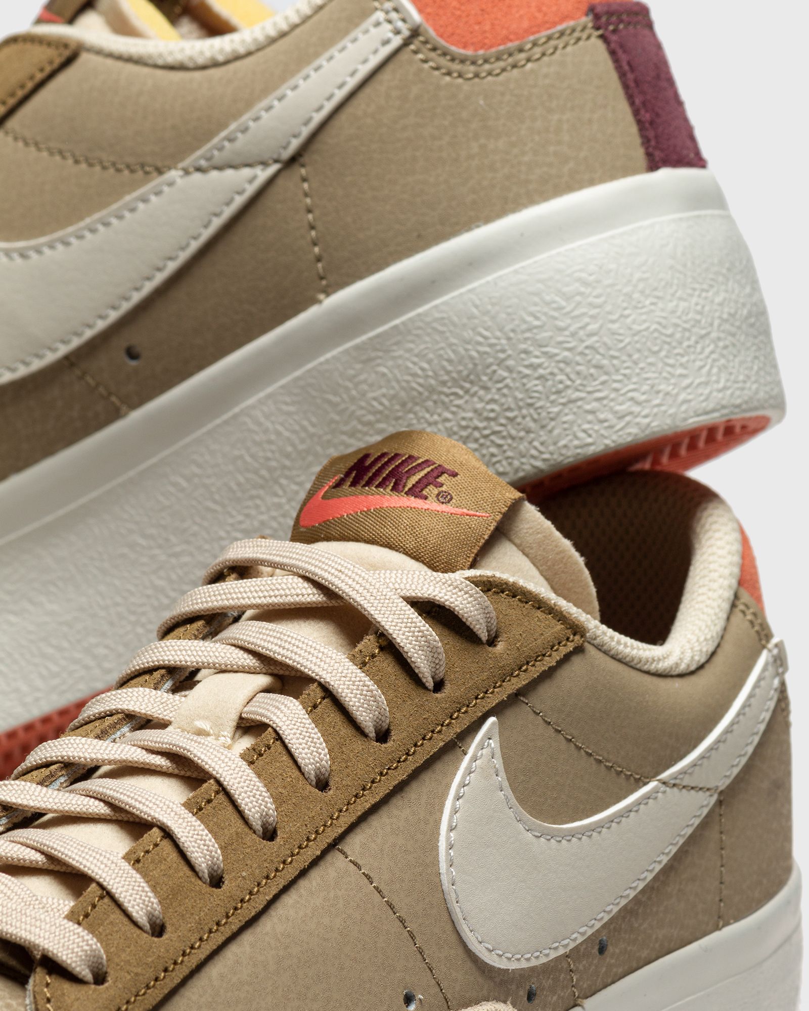 WMNS BLAZER LOW PLATFORM SP