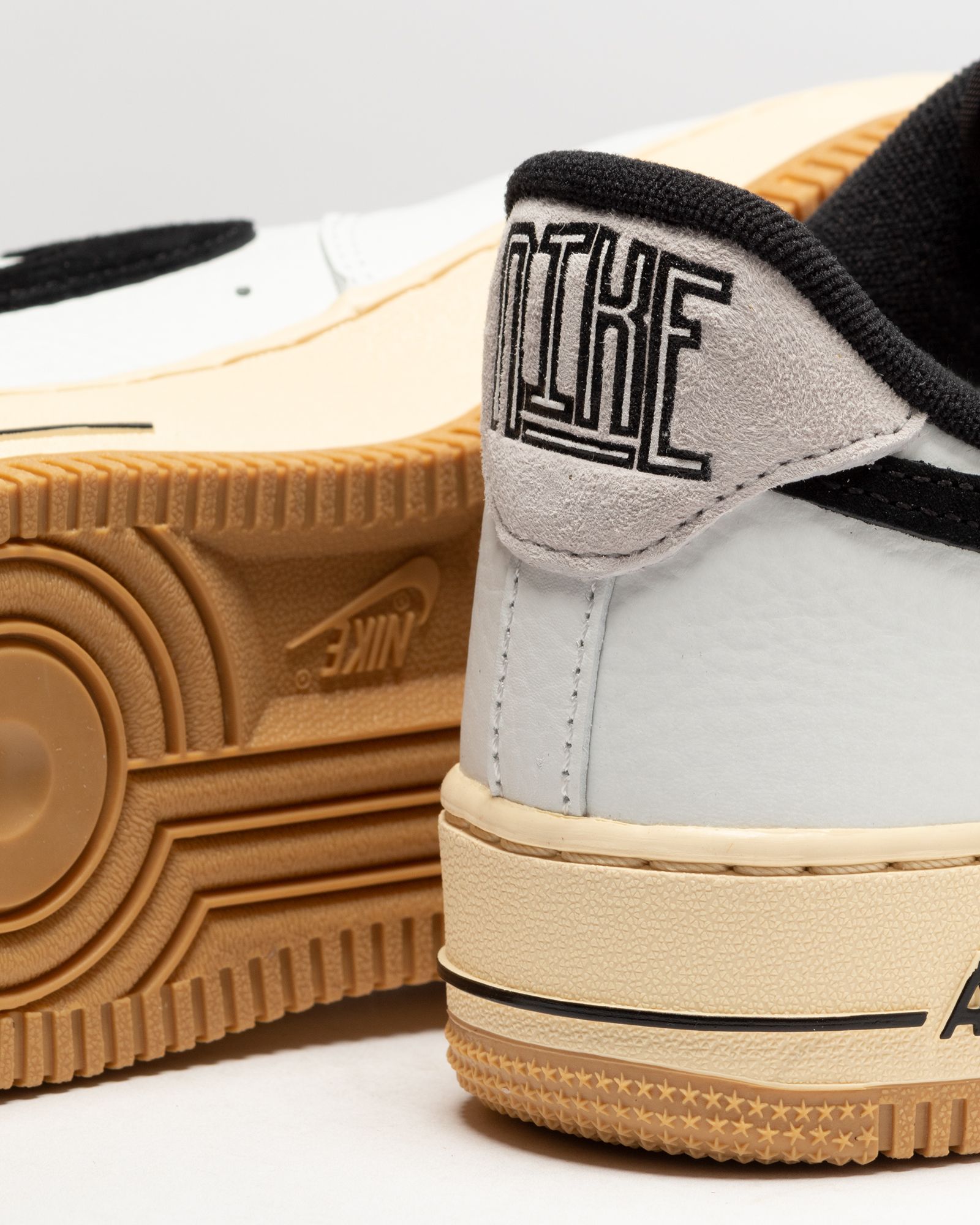 WMNS Air Force 1 '07 LX 'Command Force'