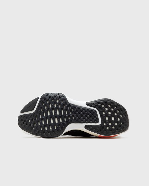 WMNS ZOOMX INVINCIBLE RUN FK 3