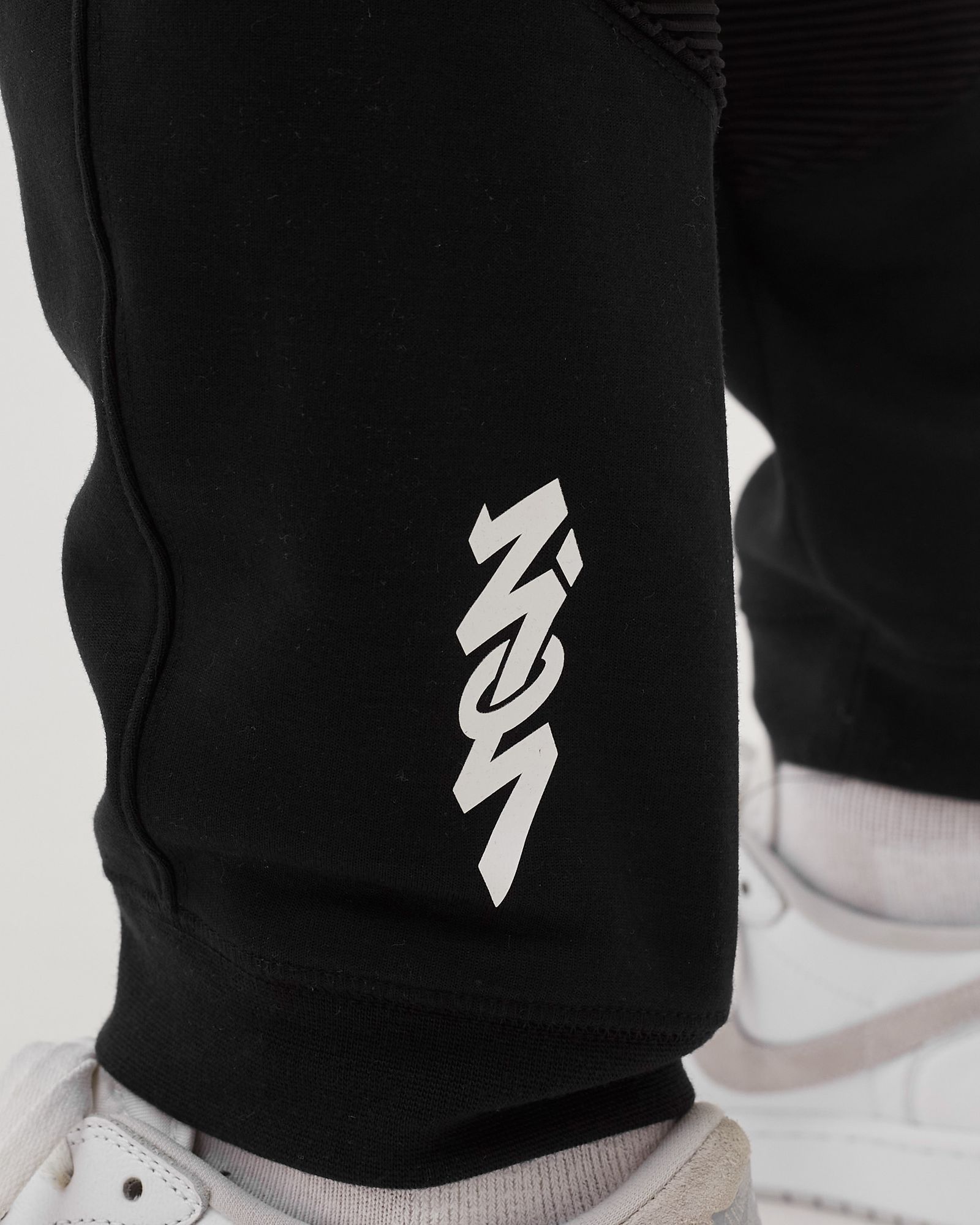 JORDAN ZION FLEECE PANT