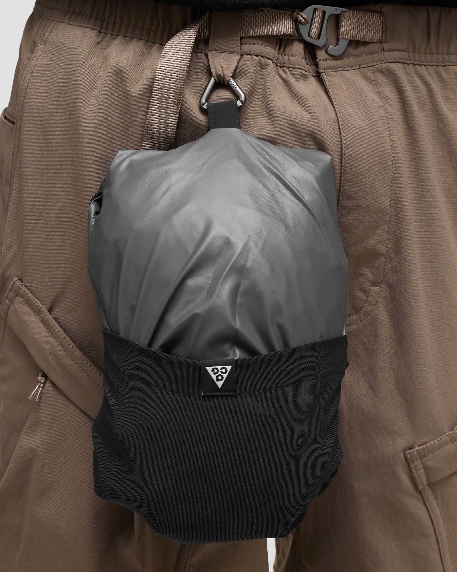 ACG SF CASCADE RAINS JACKET