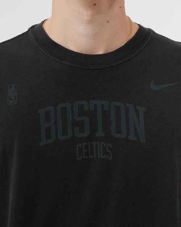 Nike Boston Celtics Courtside Max90 Men's Nike NBA Long-Sleeve T-Shirt.  Nike.com