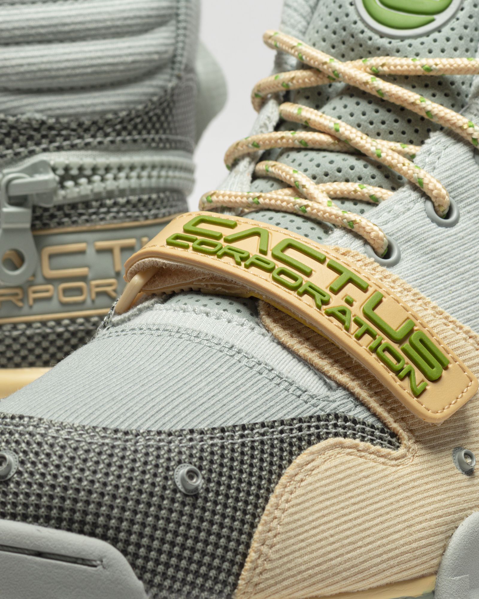 Nike x Travis Scott AIR TRAINER 1 "Grey Haze"