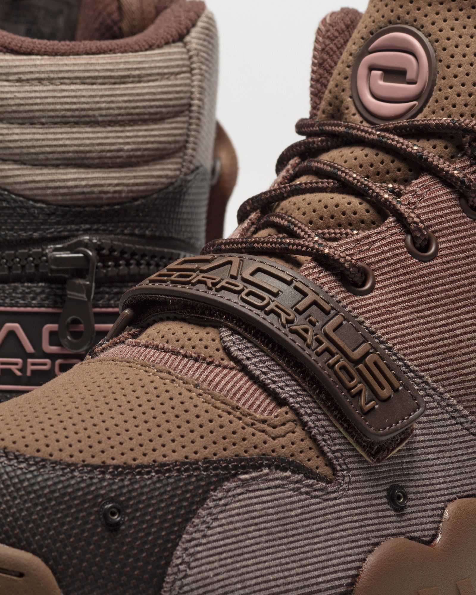 Nike x Travis Scott AIR TRAINER 1 "Wheat"