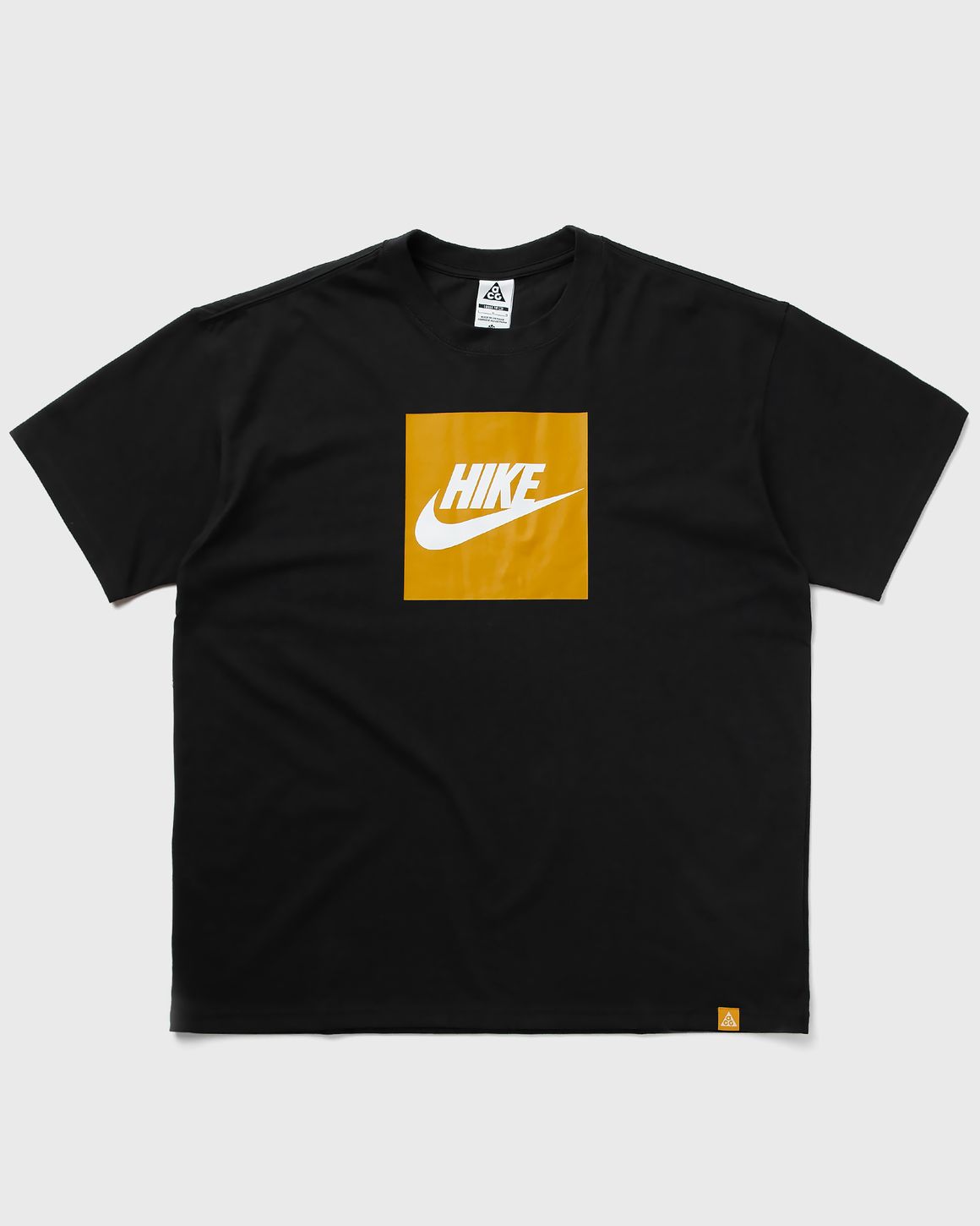 Nike box logo shirt hotsell