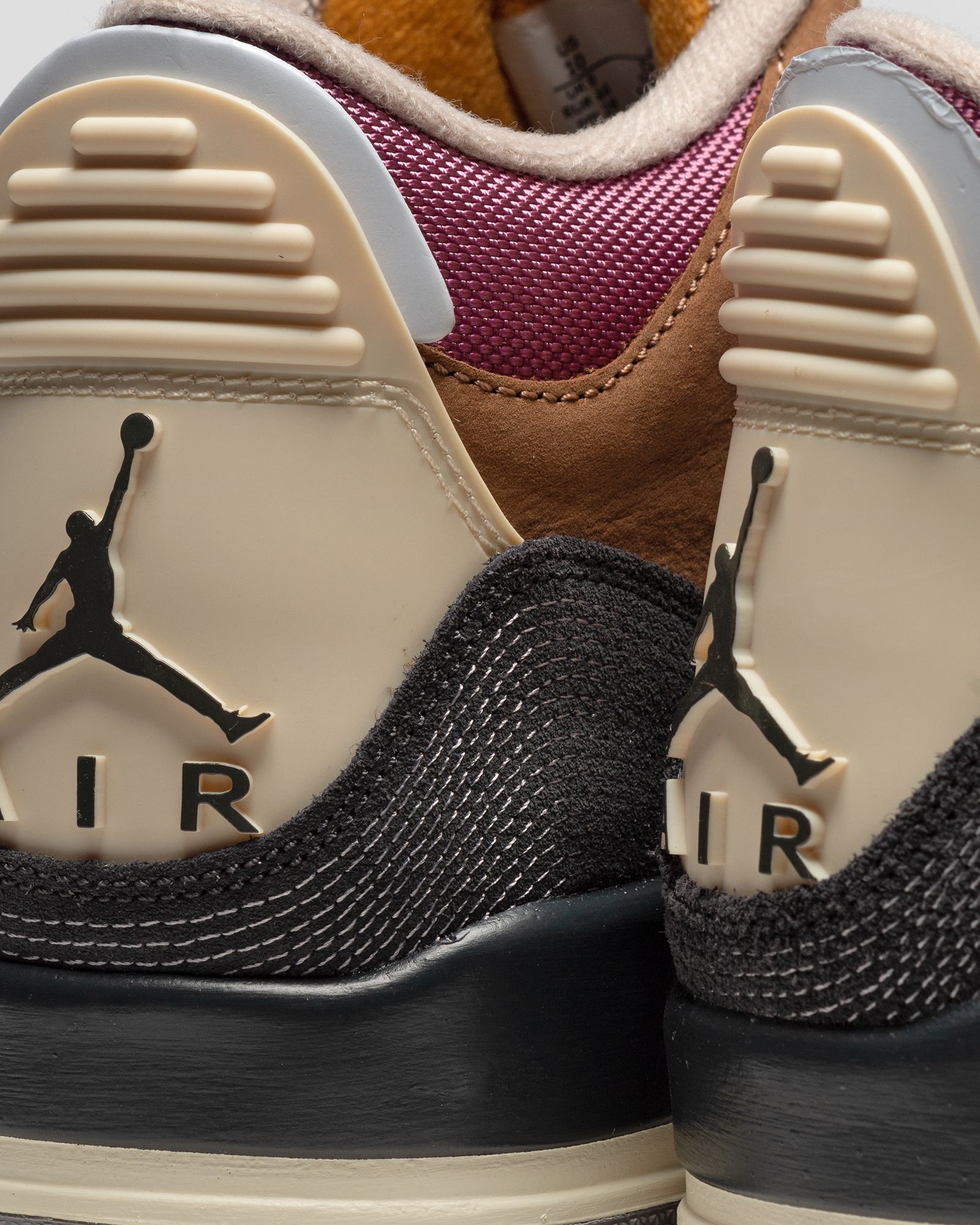 AIR JORDAN 3 RETRO SE "Archaeo Brown"