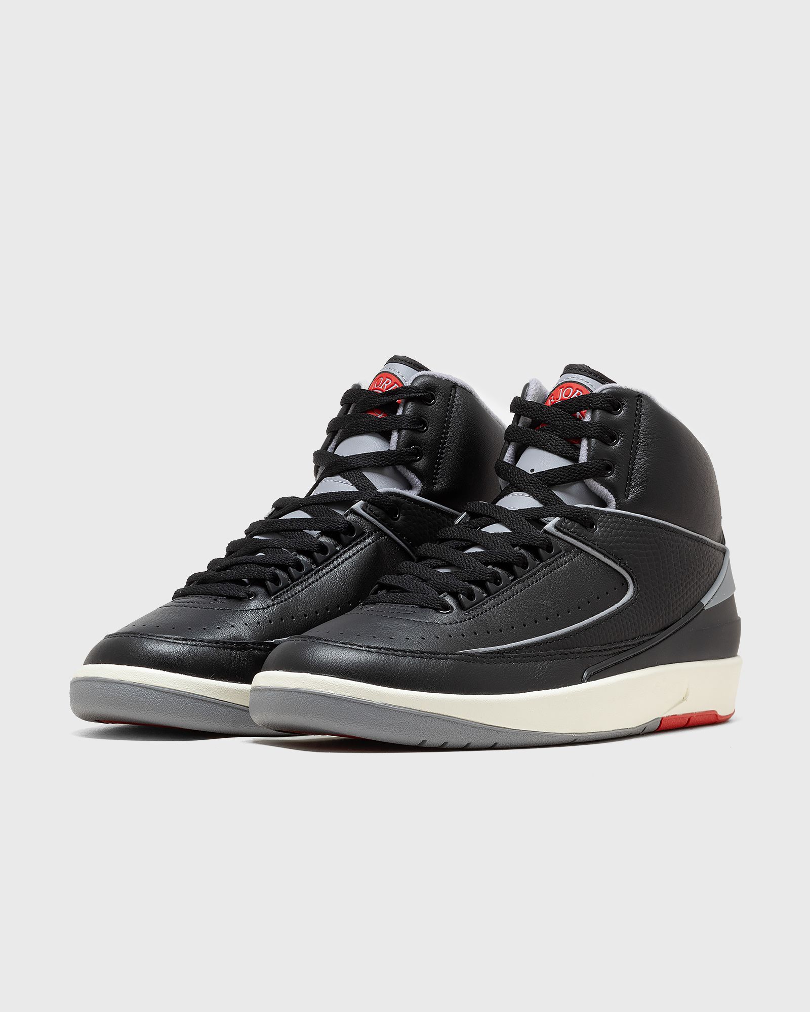 Air Jordan 2 Retro 'BLACK CEMENT'