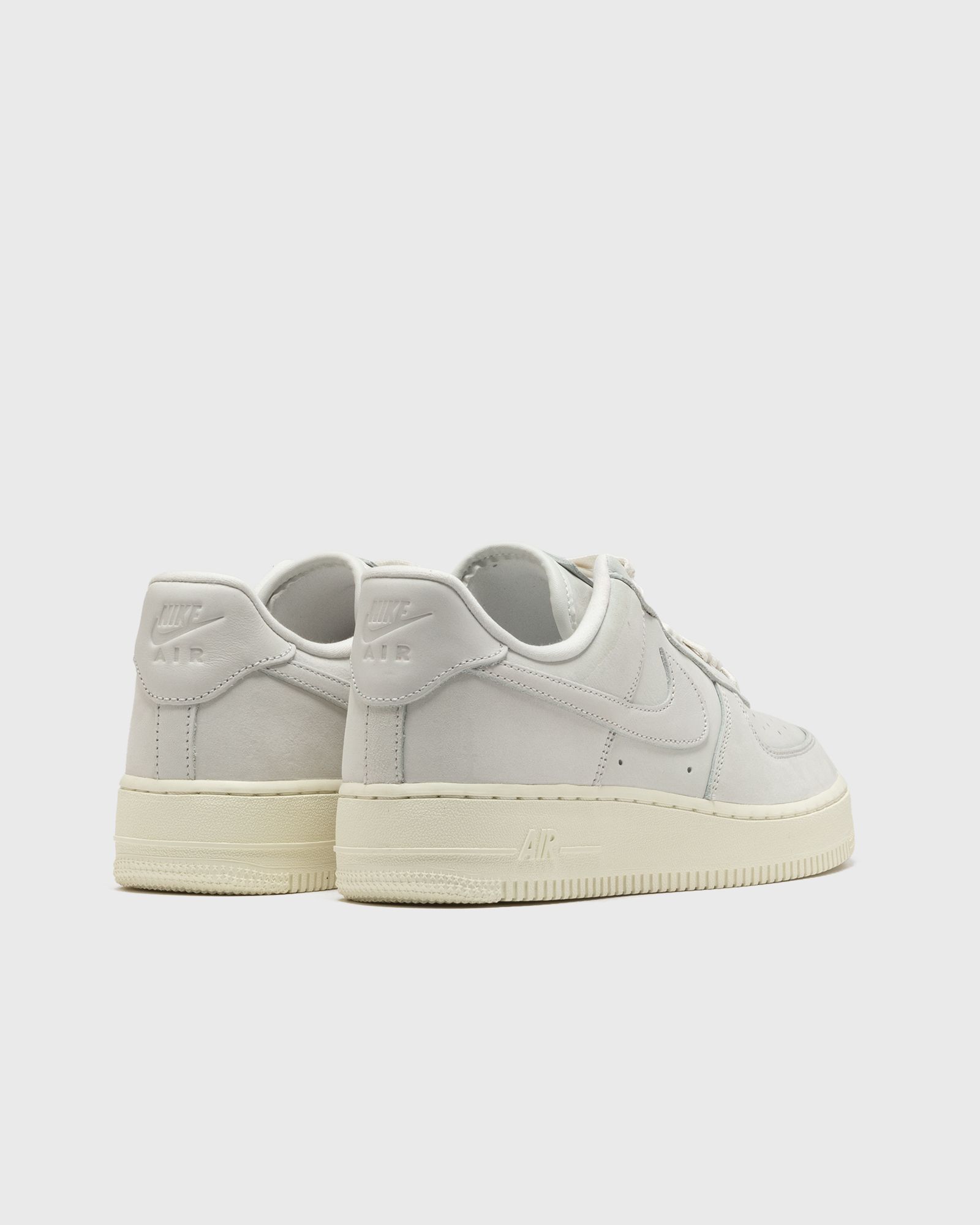 WMNS Air Force 1 Premium