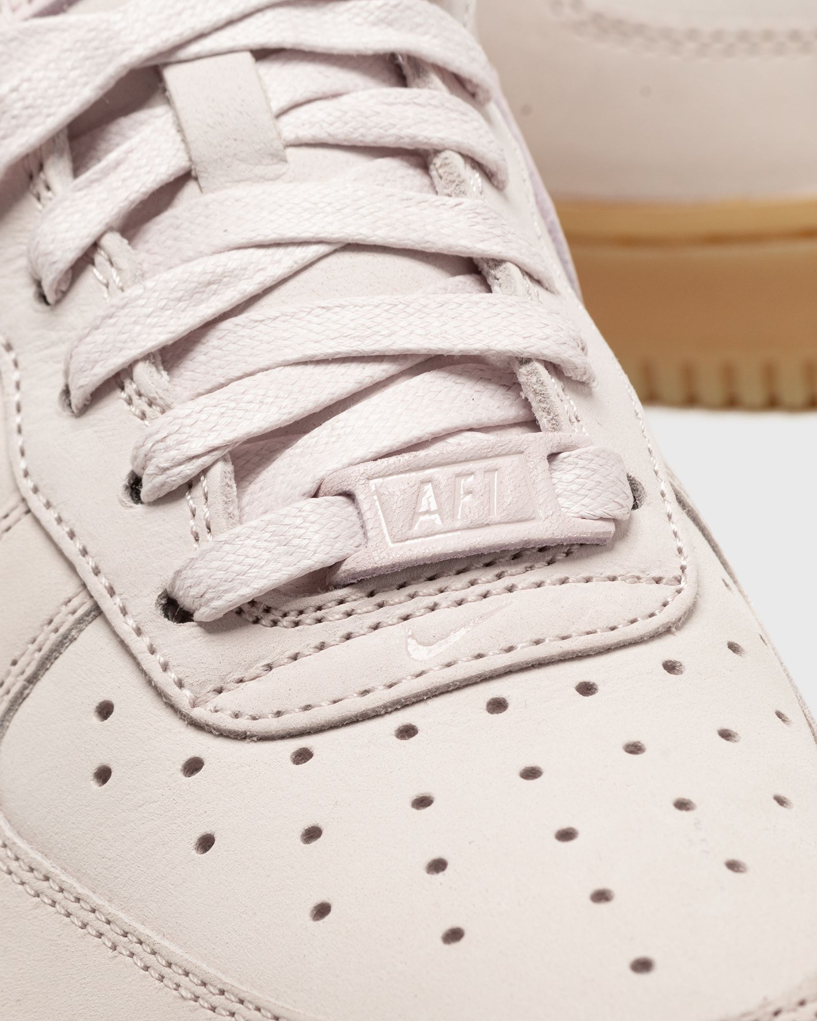 WMNS AIR FORCE 1 PREMIUM