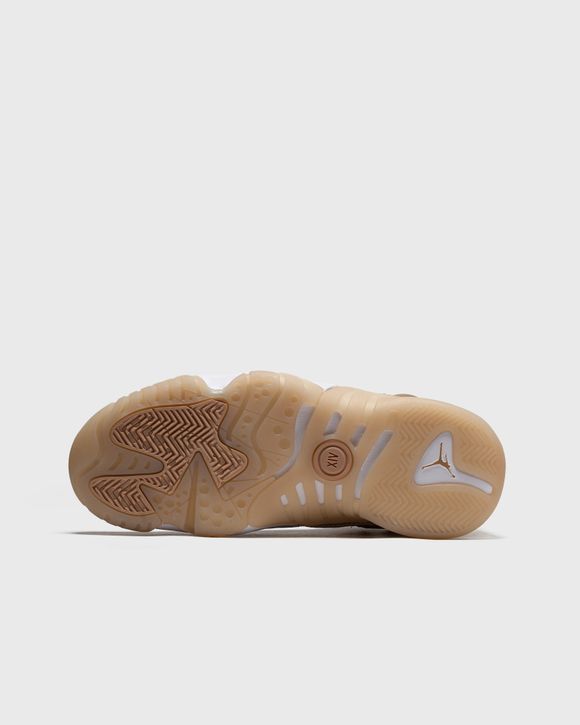 WMNS Jumpman Two Trey