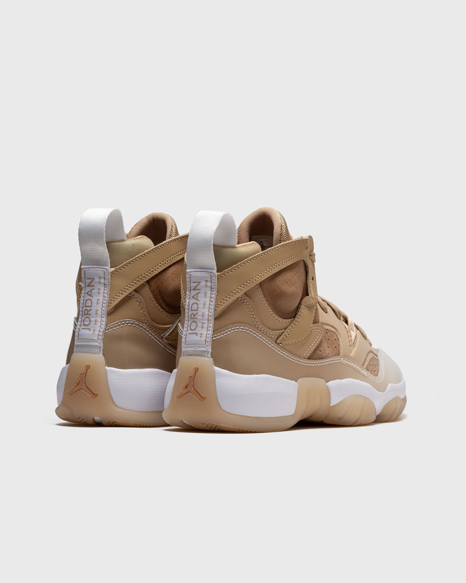 WMNS Jumpman Two Trey