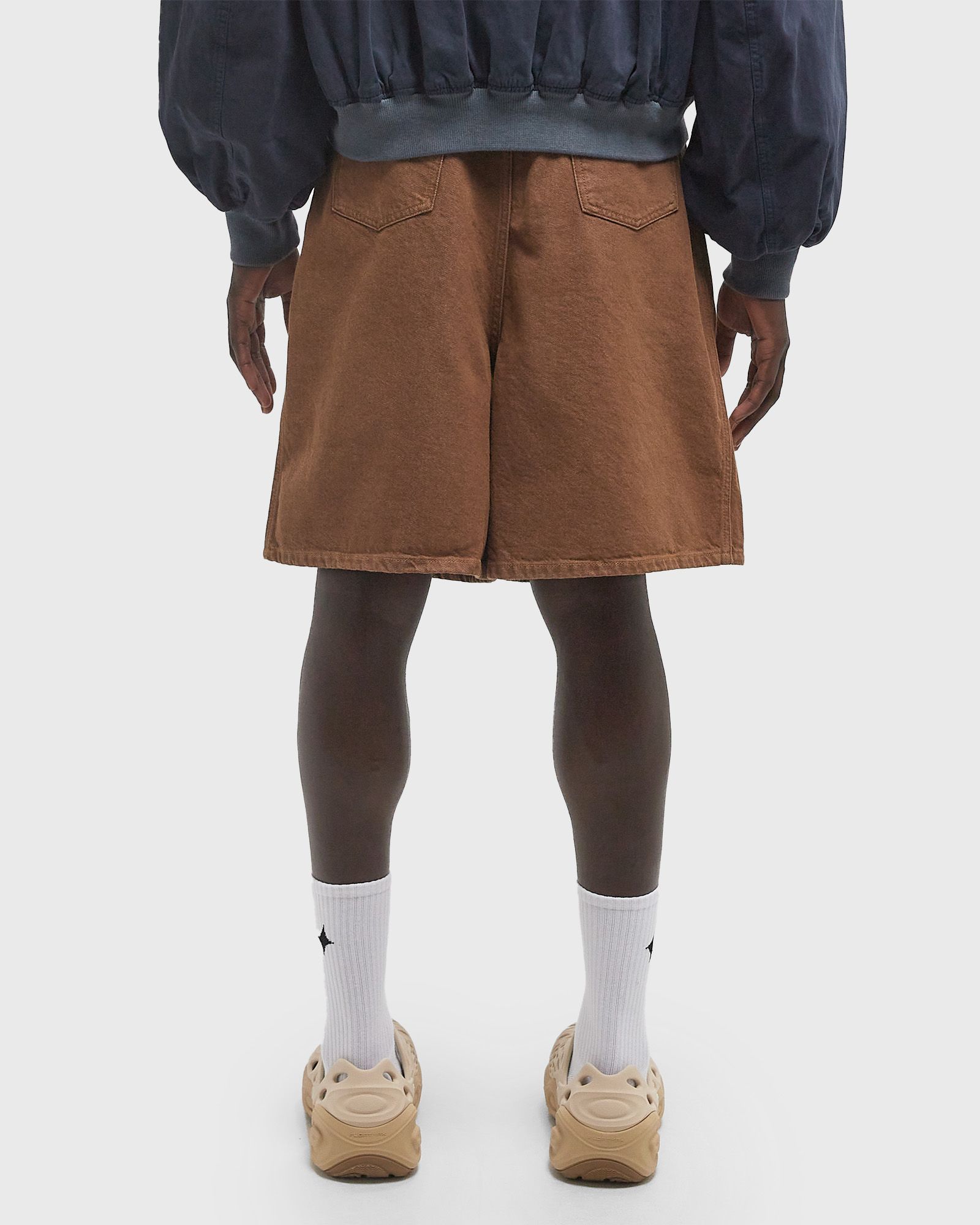 AGED SHORTS