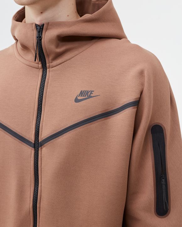 Giraffe helikopter Als reactie op de Nike TECH FLEECE HOODIE FULLZIP WR Brown | BSTN Store