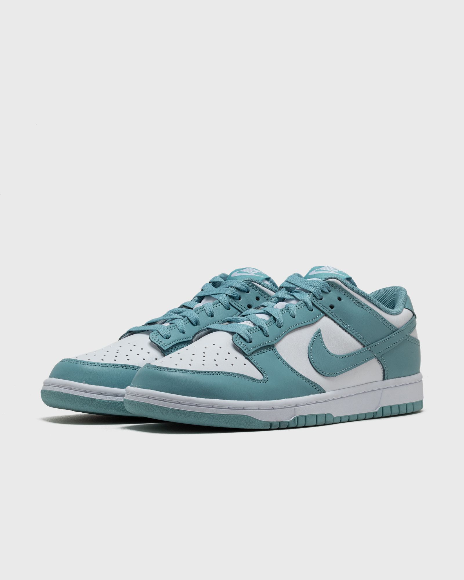 DUNK LOW RETRO
