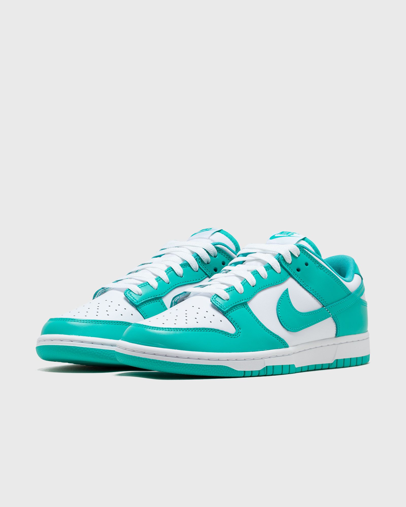 NIKE DUNK LOW RETRO BTTYS 'Clear Jade'