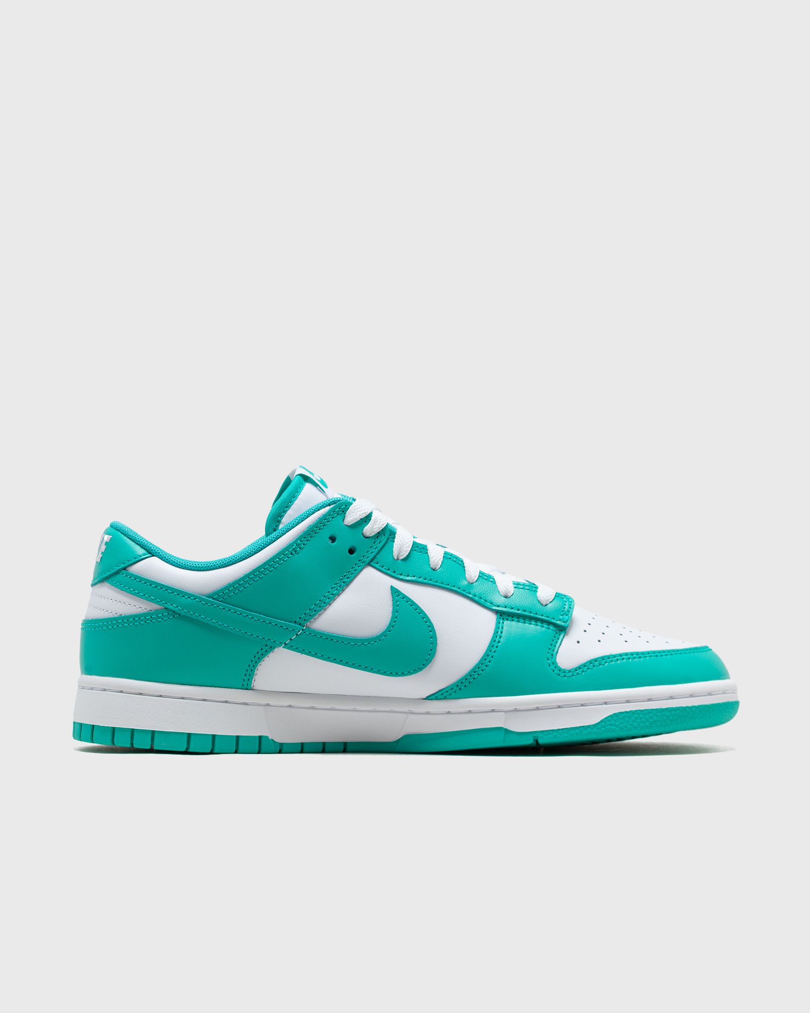 NIKE DUNK LOW RETRO BTTYS 'Clear Jade'