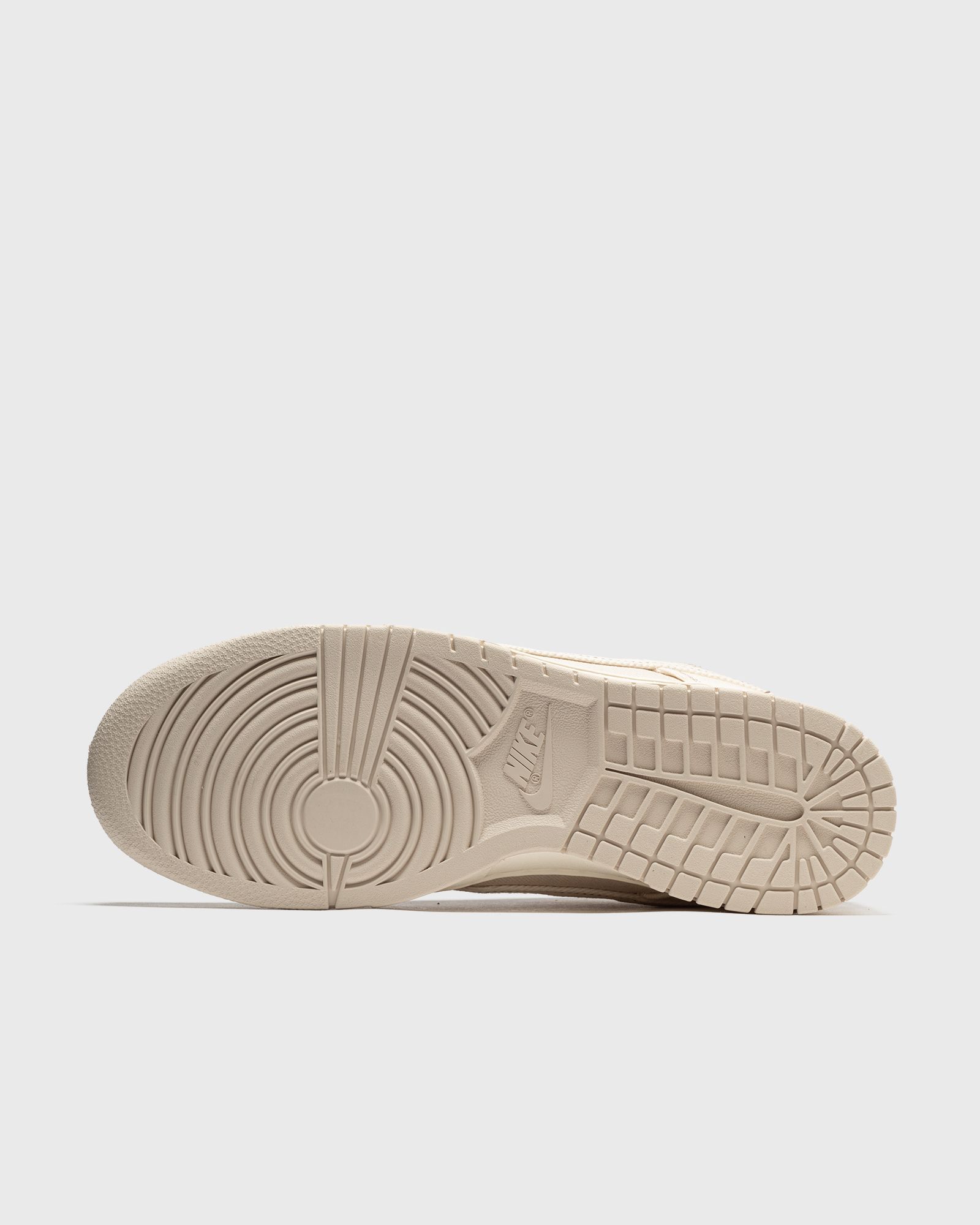 Dunk Low Retro SE "Light Orewood Brown"