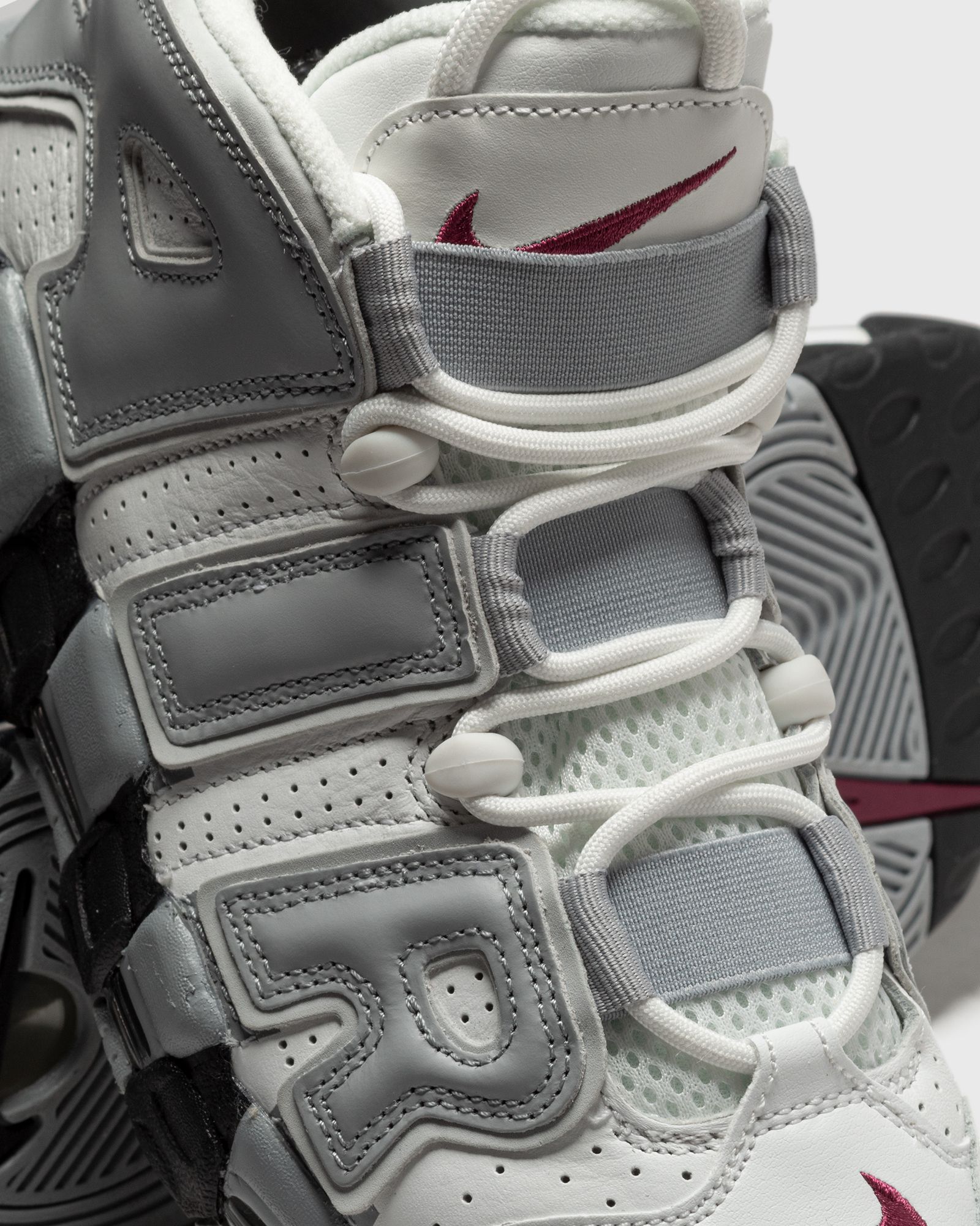 Nike WMNS Air More Uptempo Grey | BSTN Store