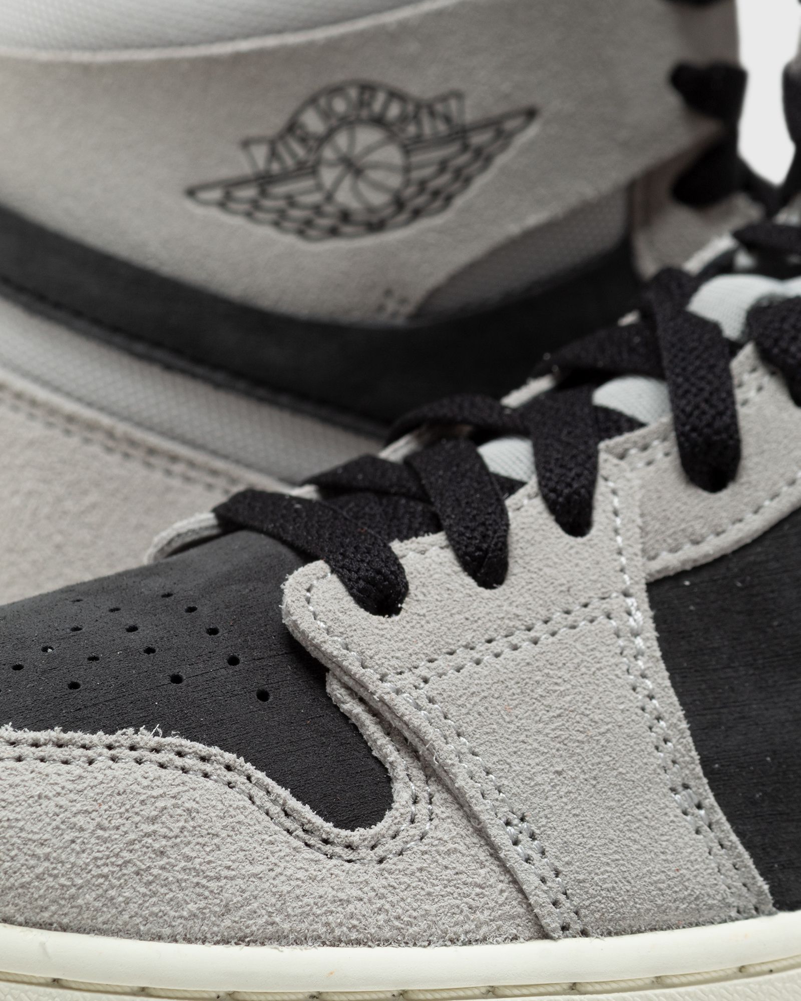 W AIR JORDAN 1 ZM AIR CMFT 2 'Light Iron Ore'