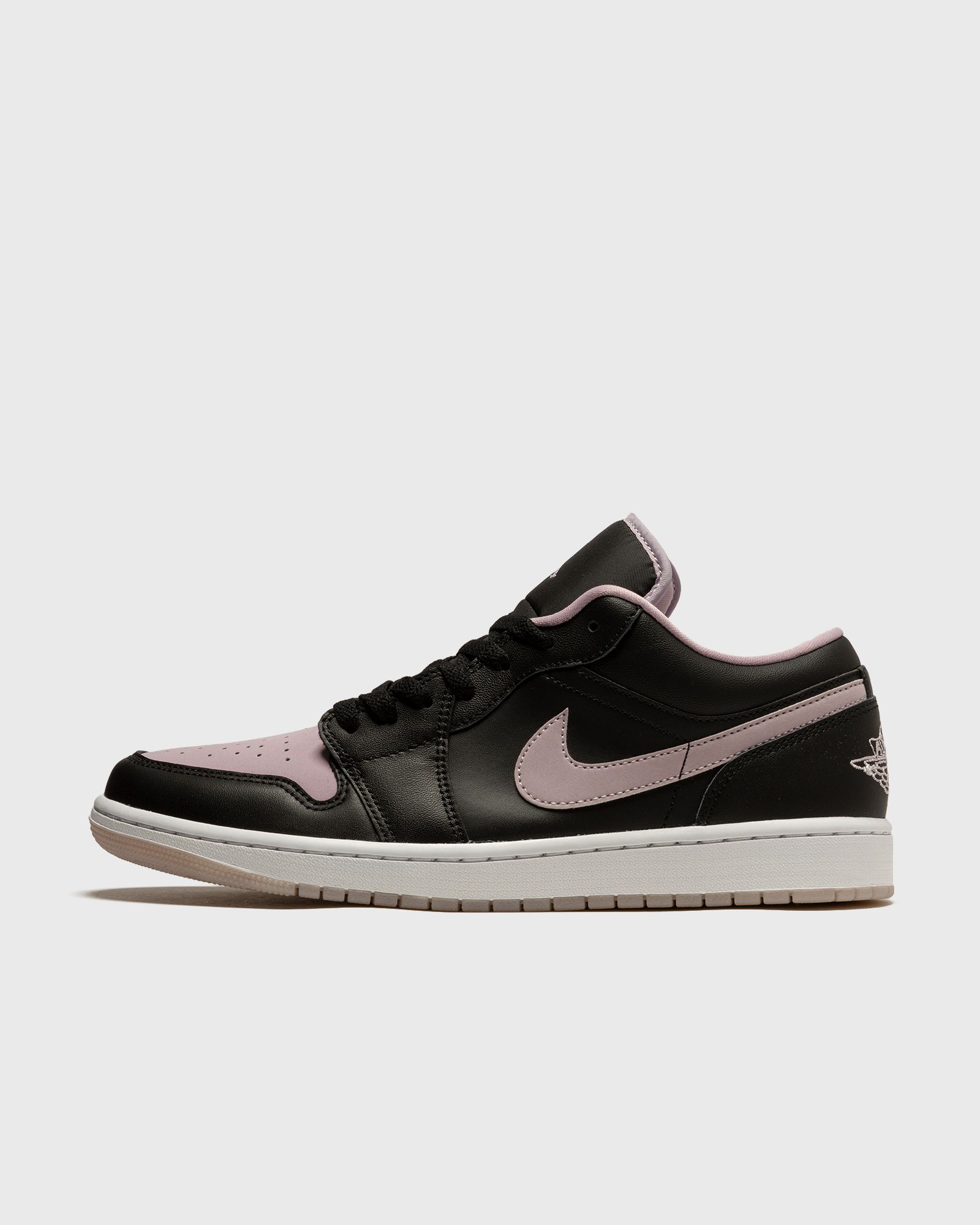 AIR JORDAN 1 LOW SE 'Iced Lilac'