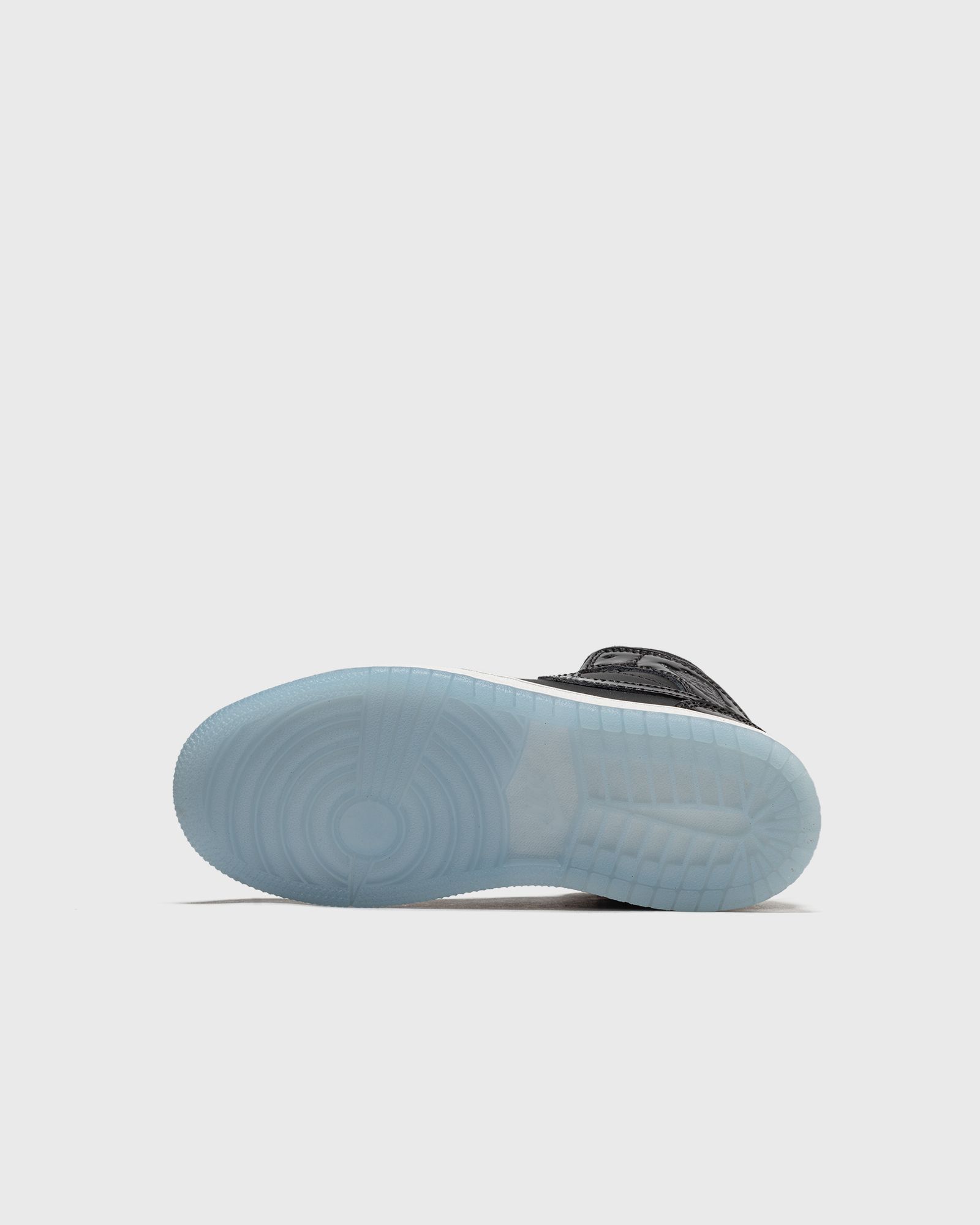 JORDAN 1 MID SE (PS)