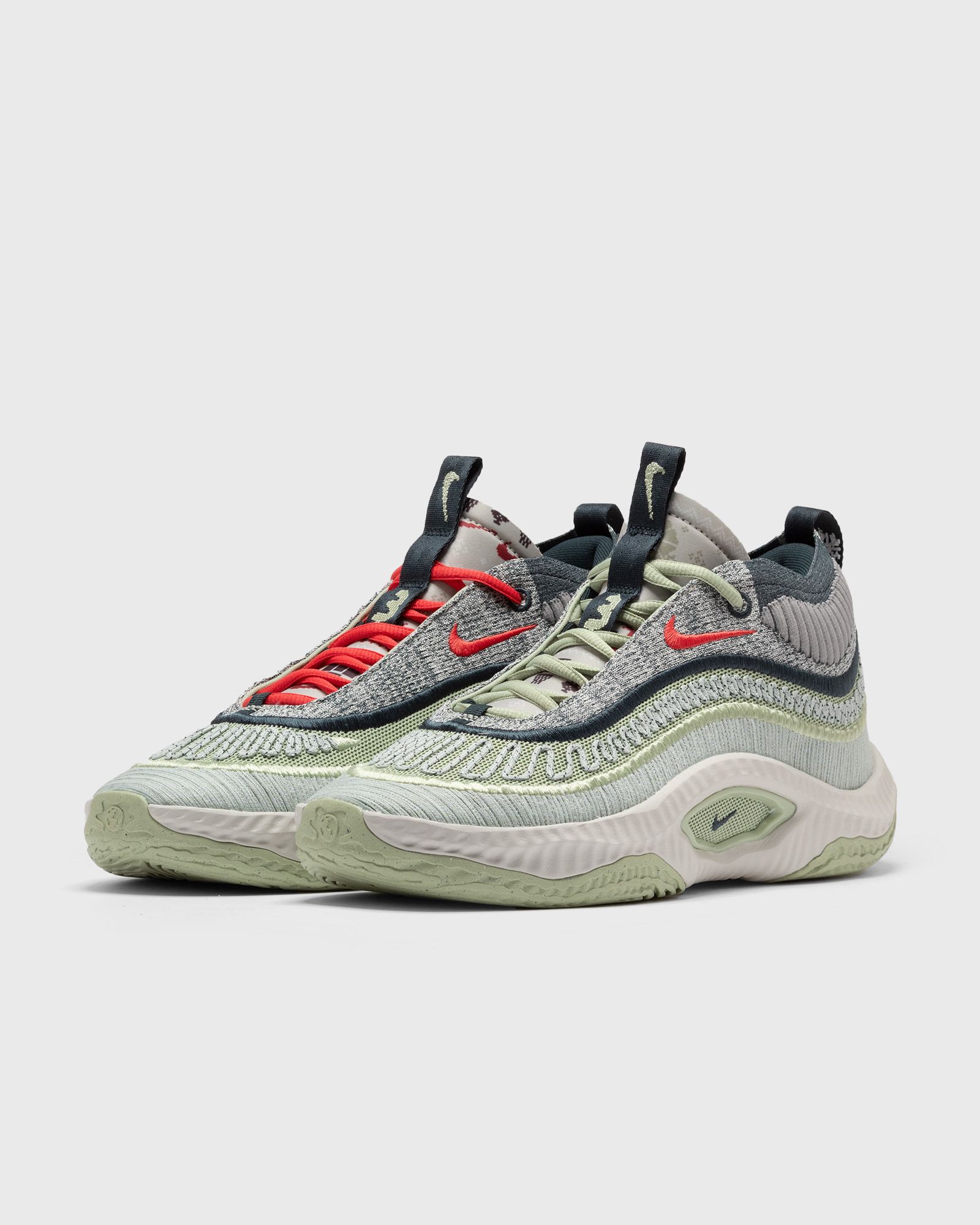 Cosmic Unity 3 Basketball Shoes