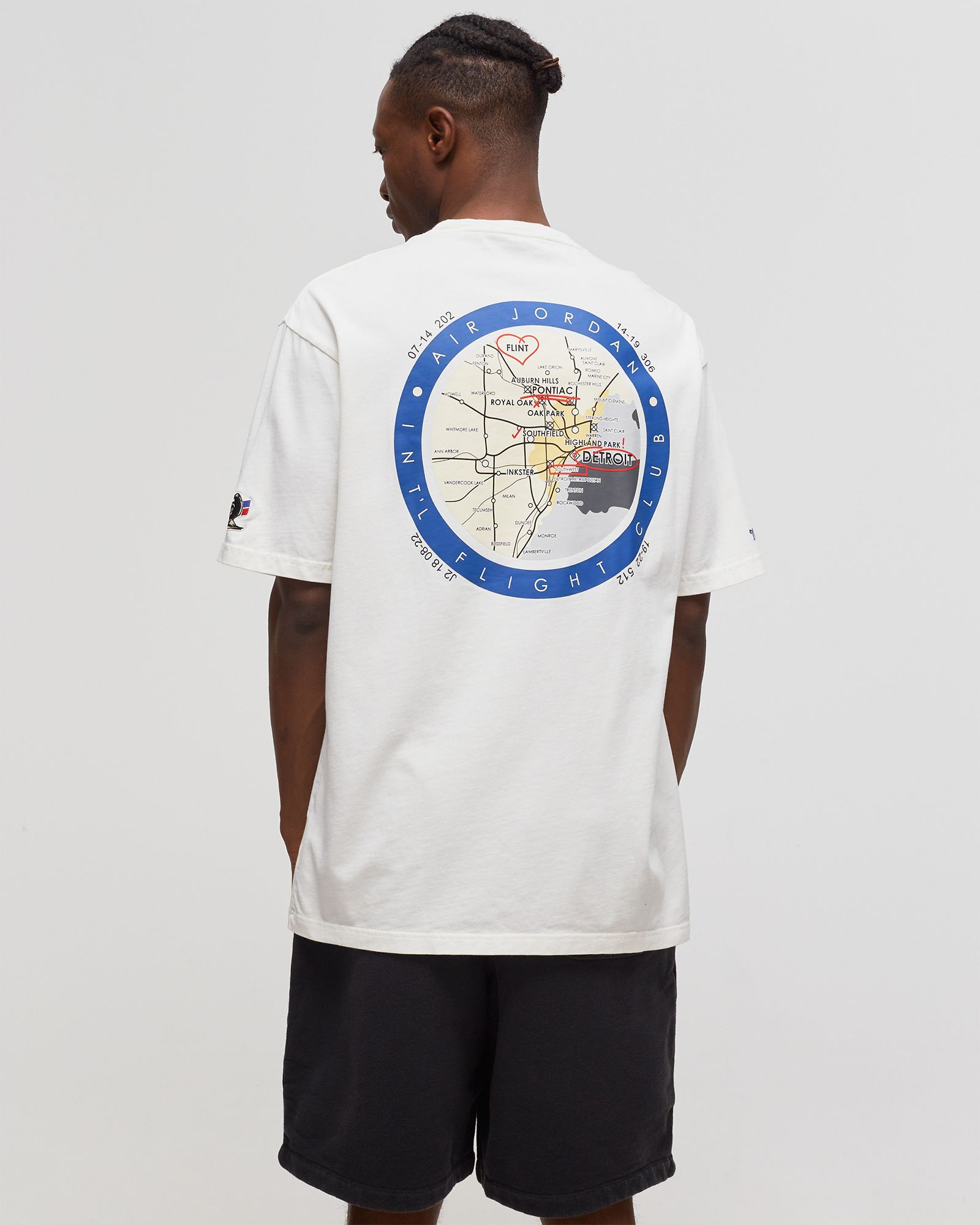 TWO 18 x AIR JORDAN TEE