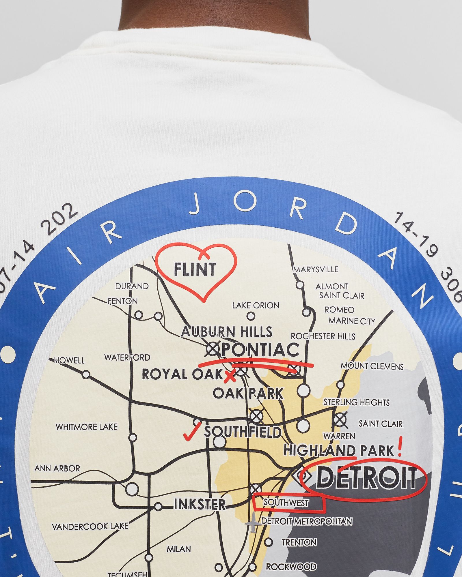 TWO 18 x AIR JORDAN TEE