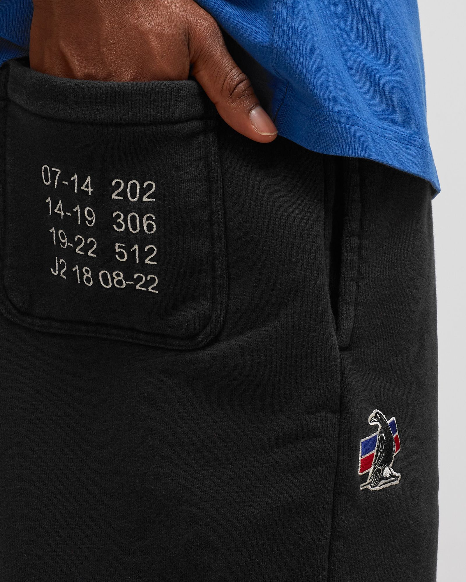 TWO 18 x AIR JORDAN SHORT