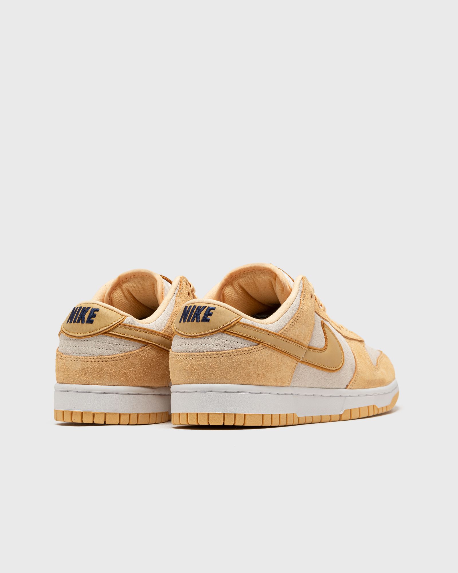 WMNS DUNK LOW LX