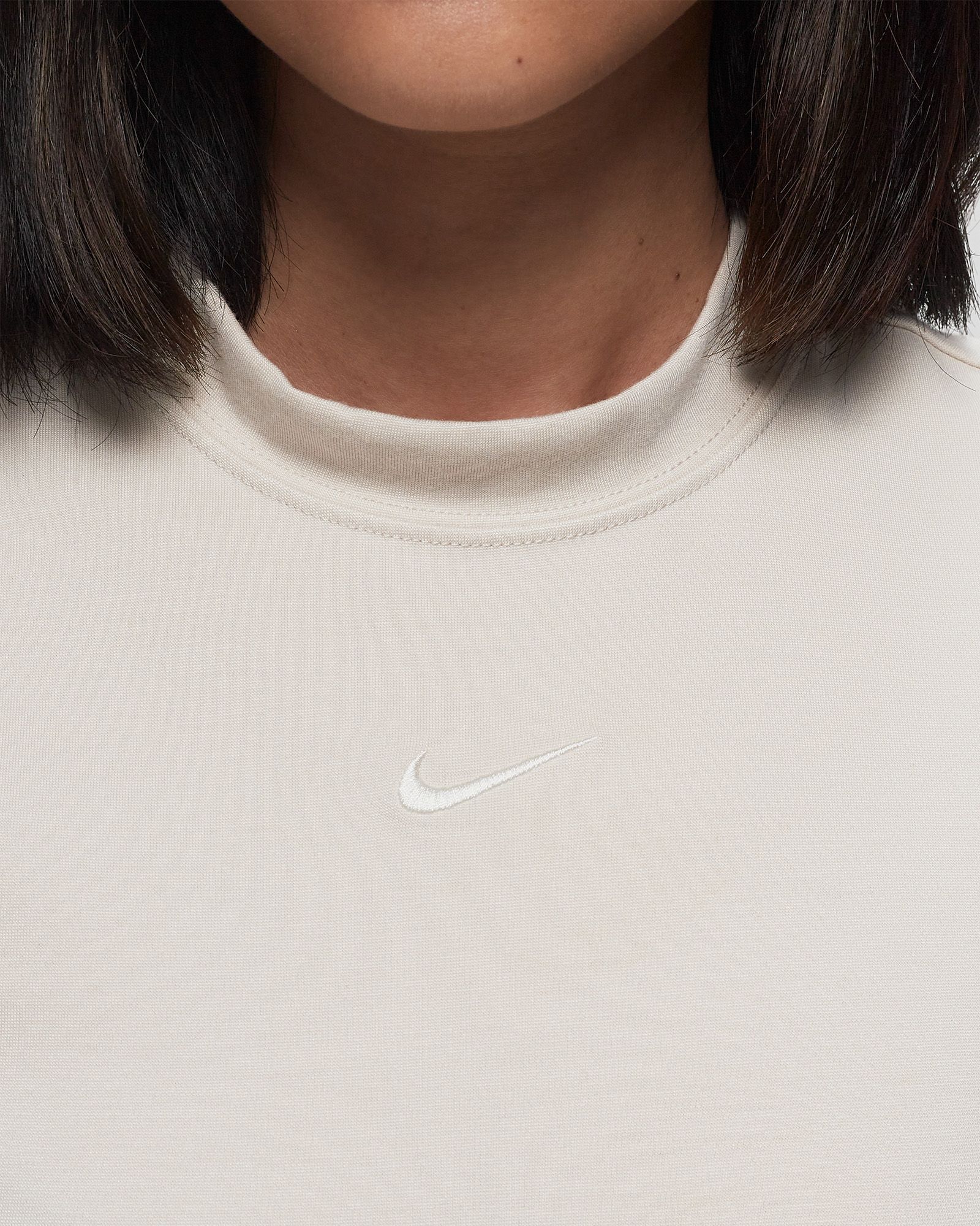 WMNS Nike Sportswear Essential Tight Midi Dress