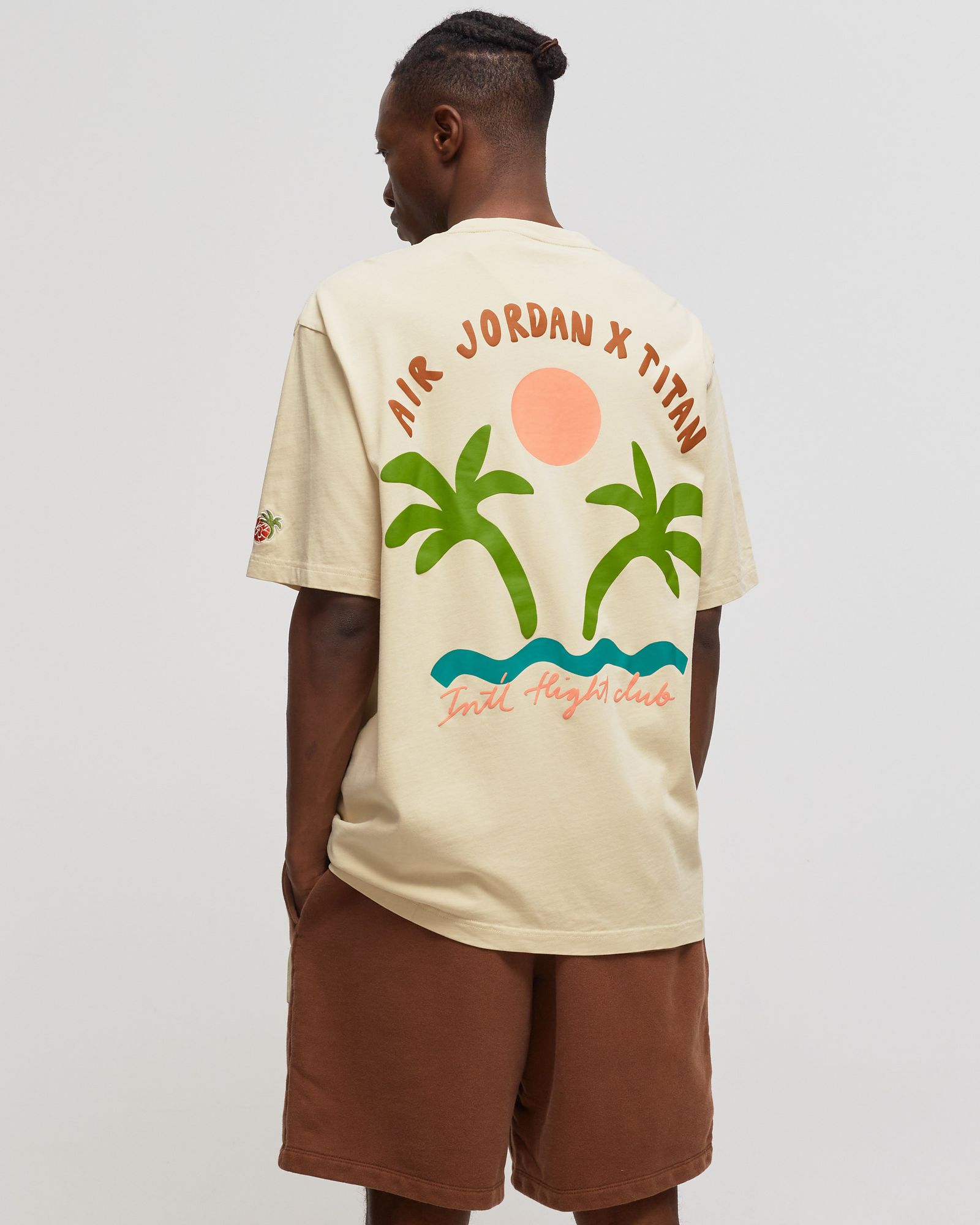 TITAN x AIR JORDAN TEE