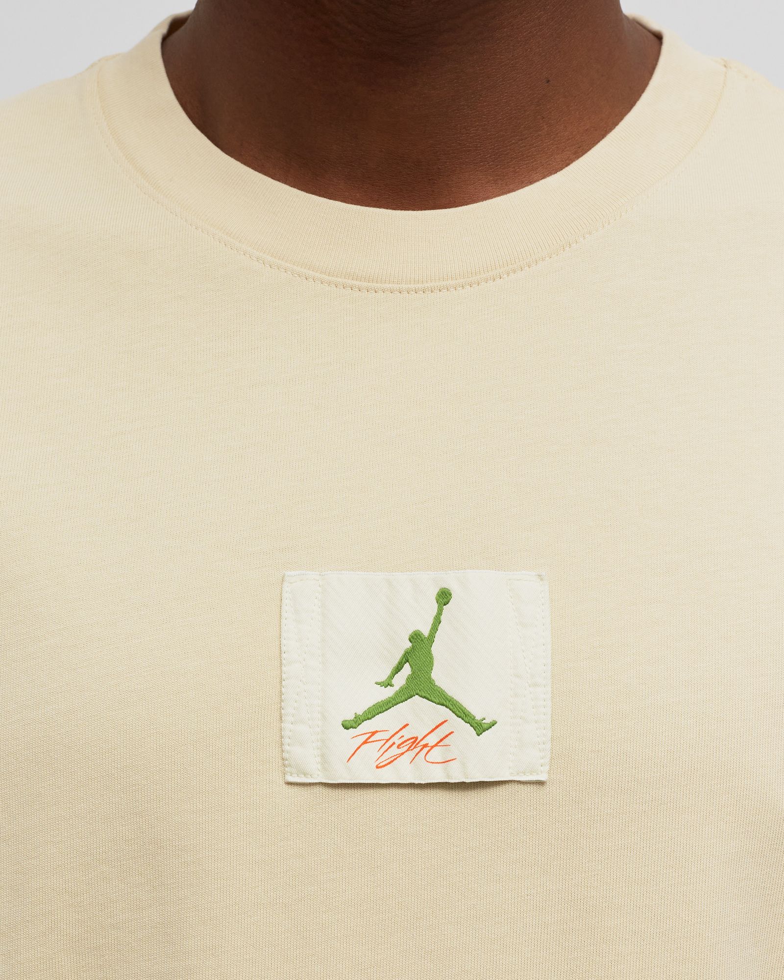 TITAN x AIR JORDAN TEE