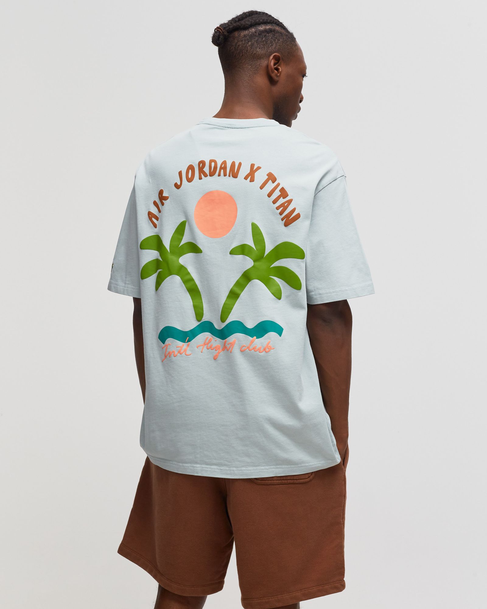 TITAN x AIR JORDAN TEE 