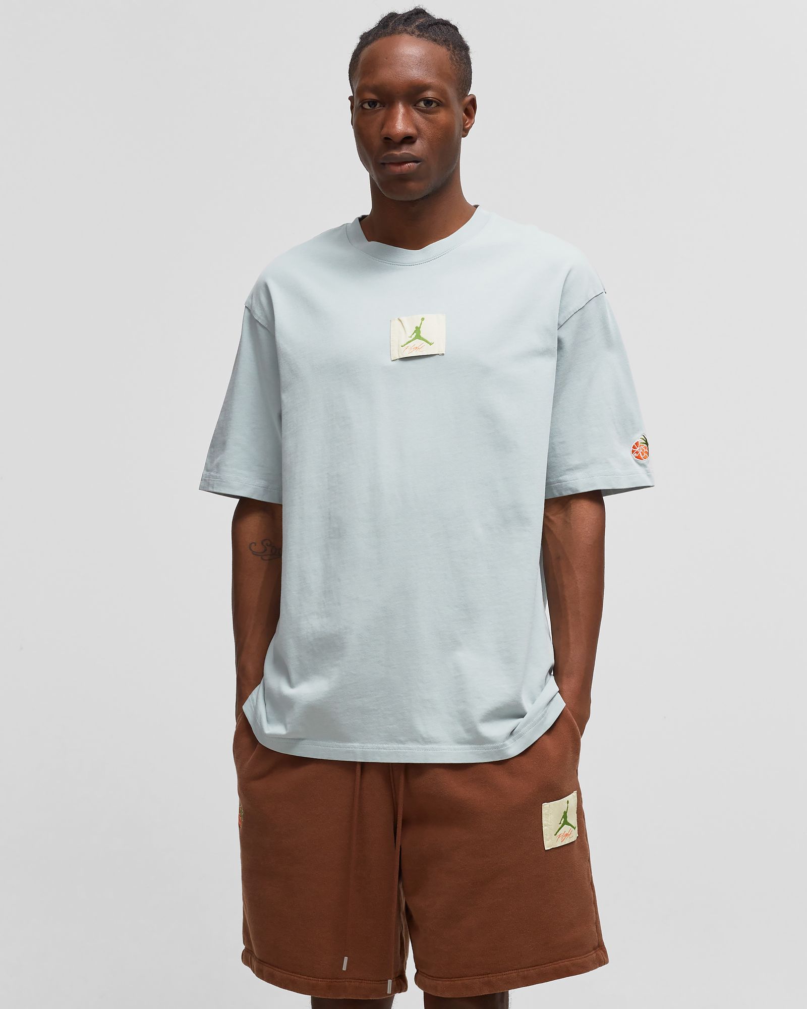 TITAN x AIR JORDAN TEE 